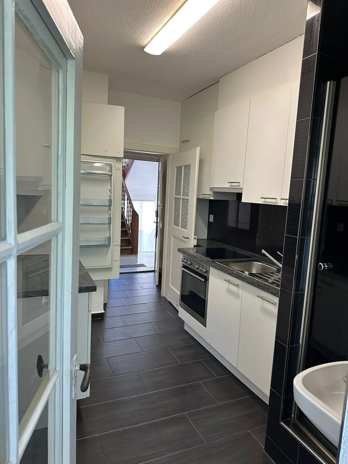 Appartamento Ristrutturato e Accogliente - Foto 6 di 11
