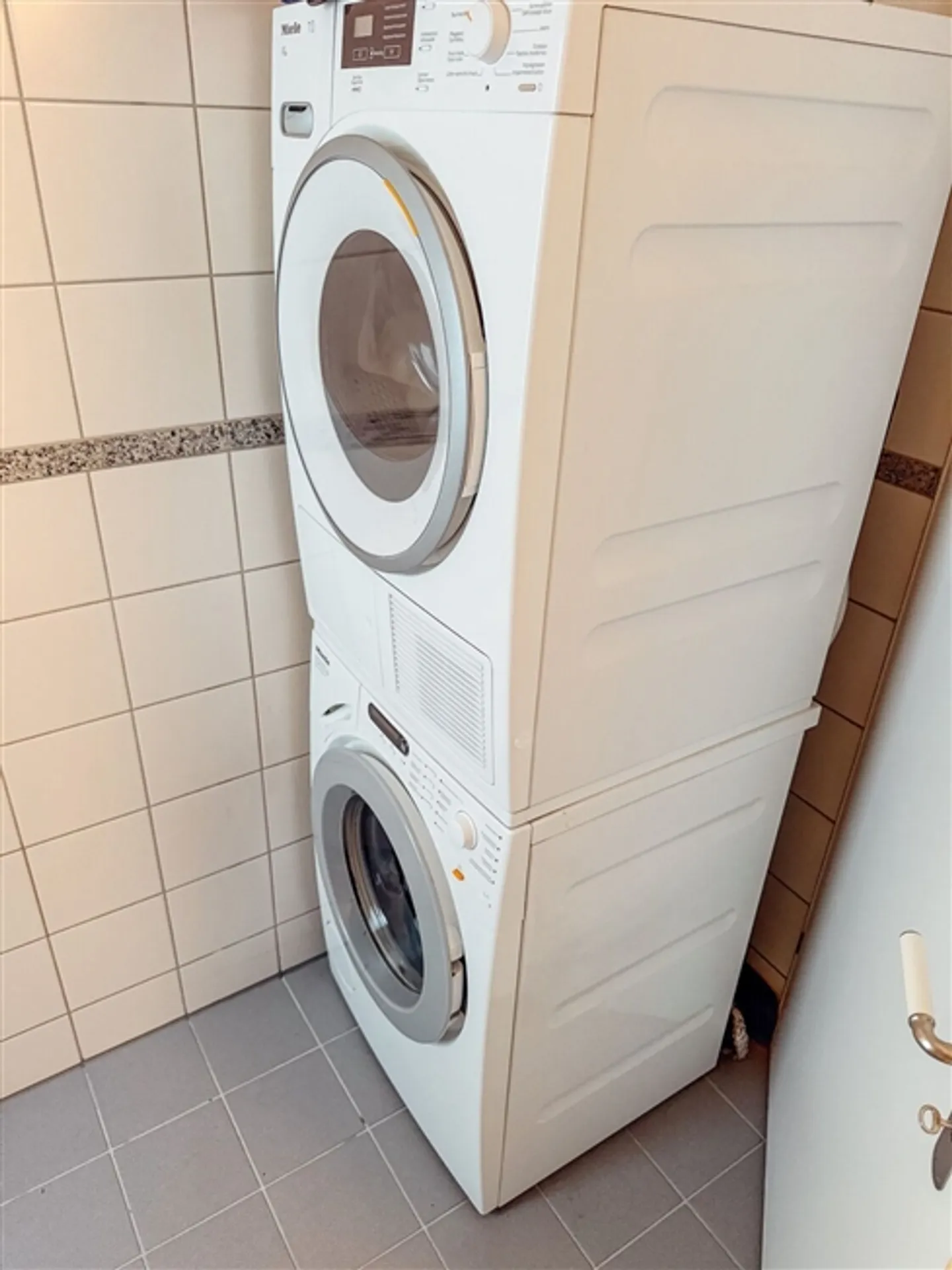 2½ ROOM APARTMENT IN KILCHBERG (ZH), FURNISHED, TEMPORARY - Photo 9 of 10