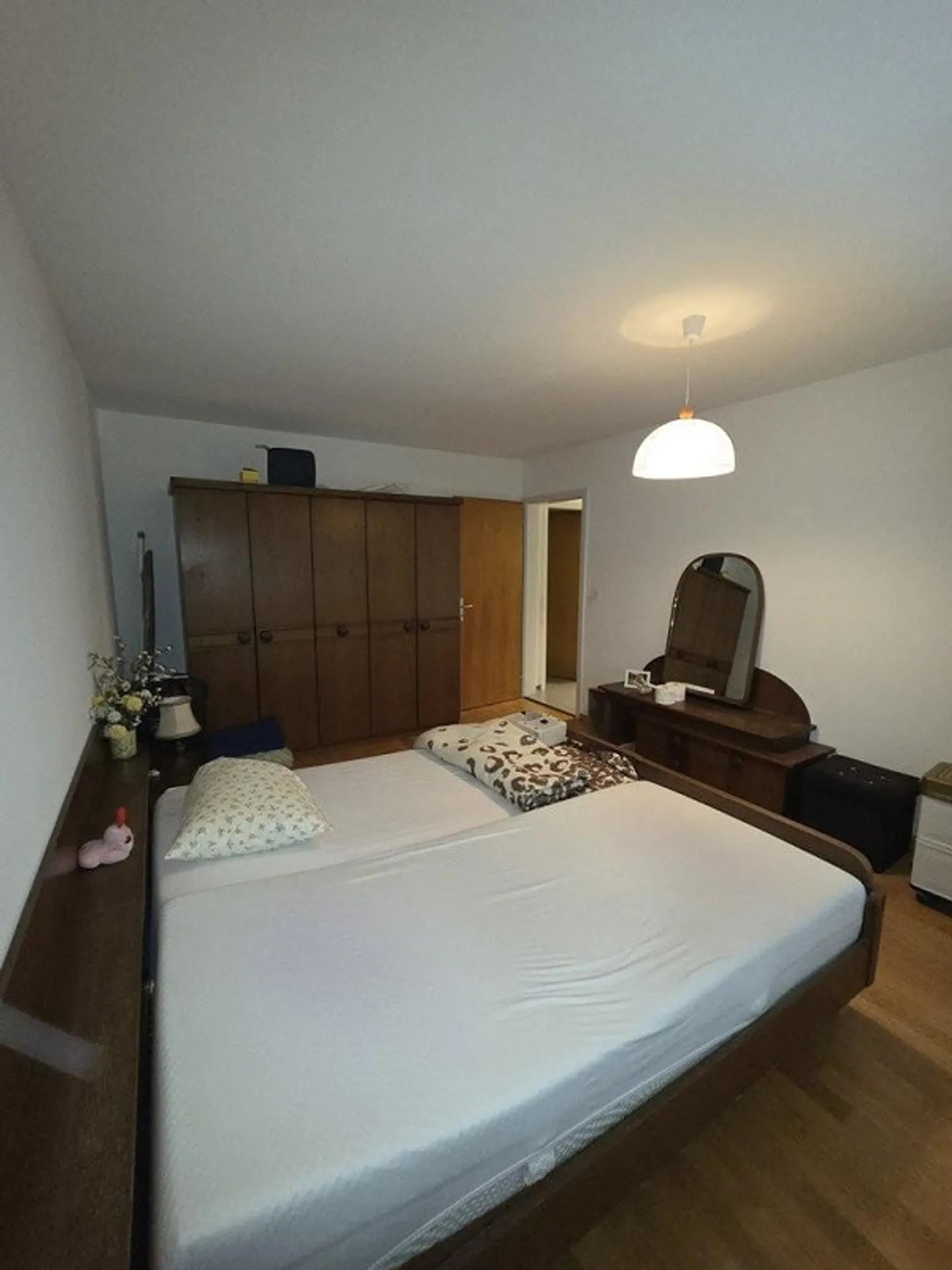 Belle appartement de 3 pièces à louer au rez-de-chaussée surélevé - Photo 4 sur 10