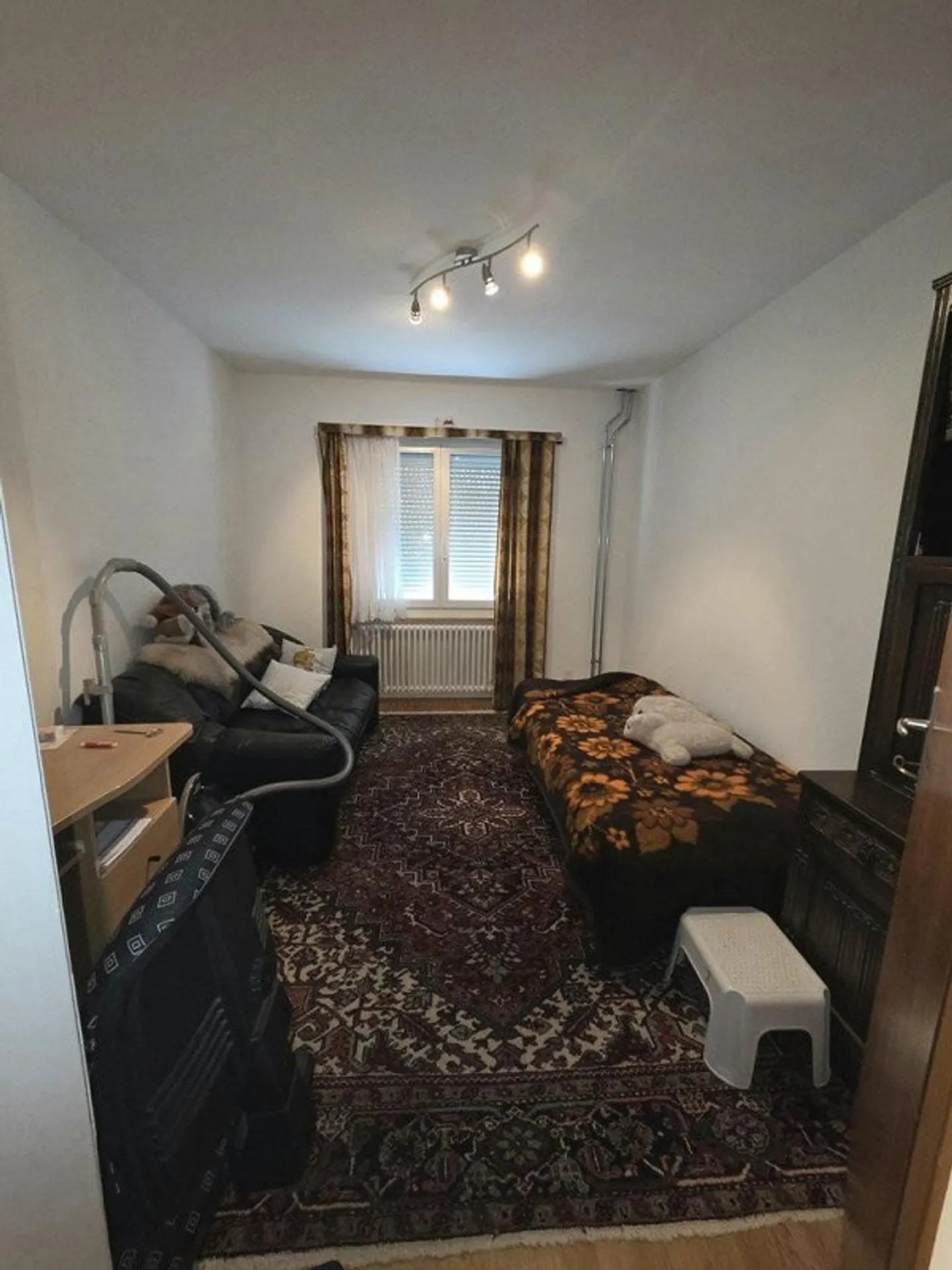 Belle appartement de 3 pièces à louer au rez-de-chaussée surélevé - Photo 5 sur 10