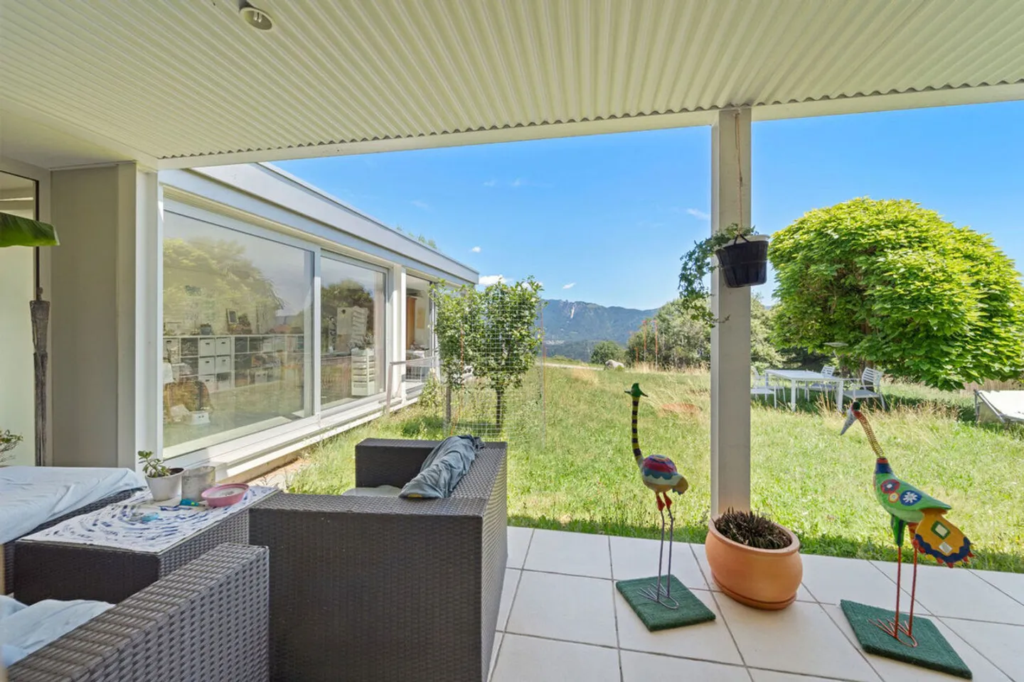 «Arosio - moderne Villa mitten im Grünen» - Foto 5 von 13