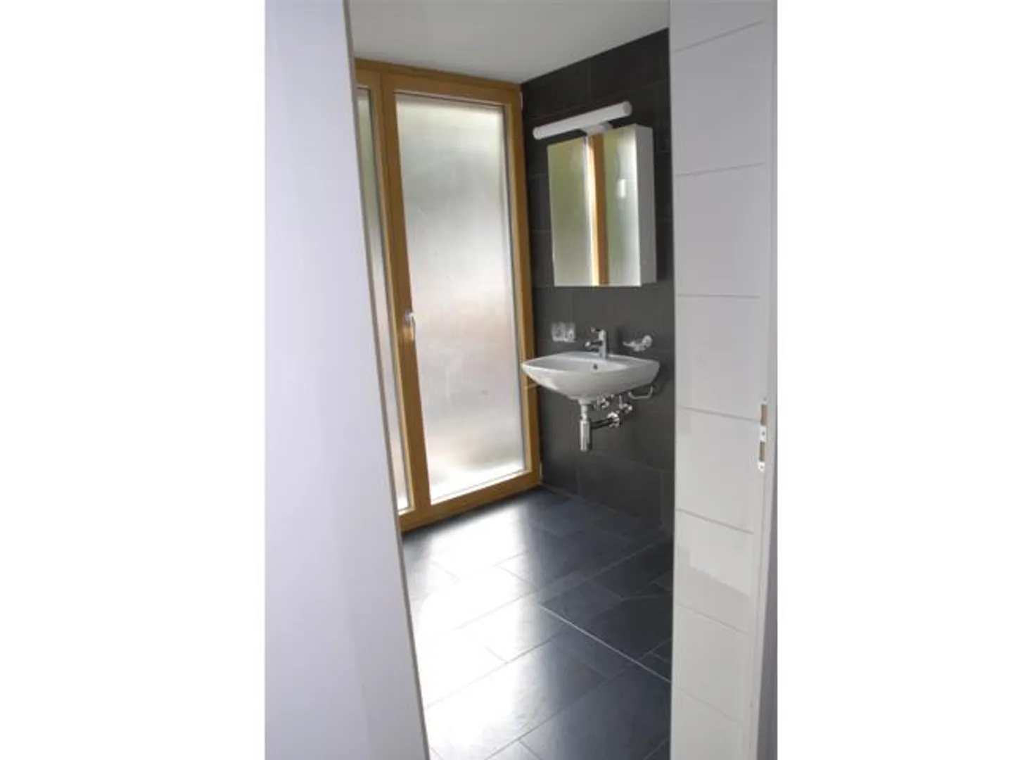 schöne 3,5 Zimmer-Wohnung in Lupsingen - ländlich und zentral gelegen - Foto 9 von 11