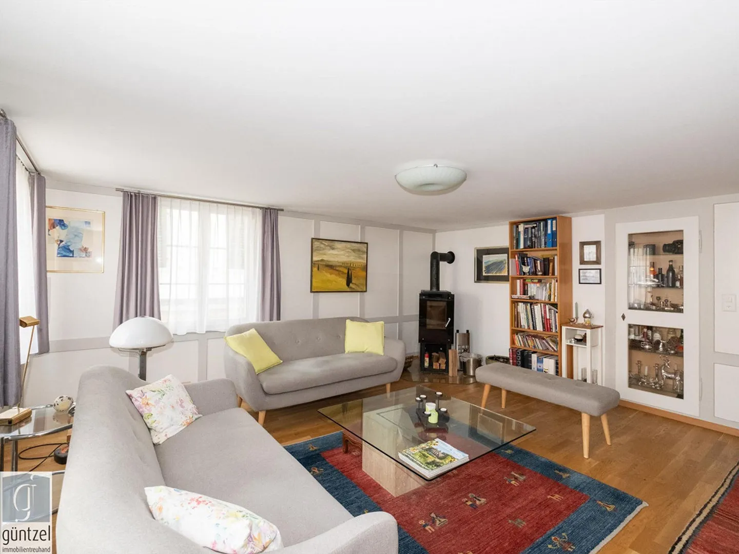 Attractive Old Town House with Retail Space - Photo 4 of 12