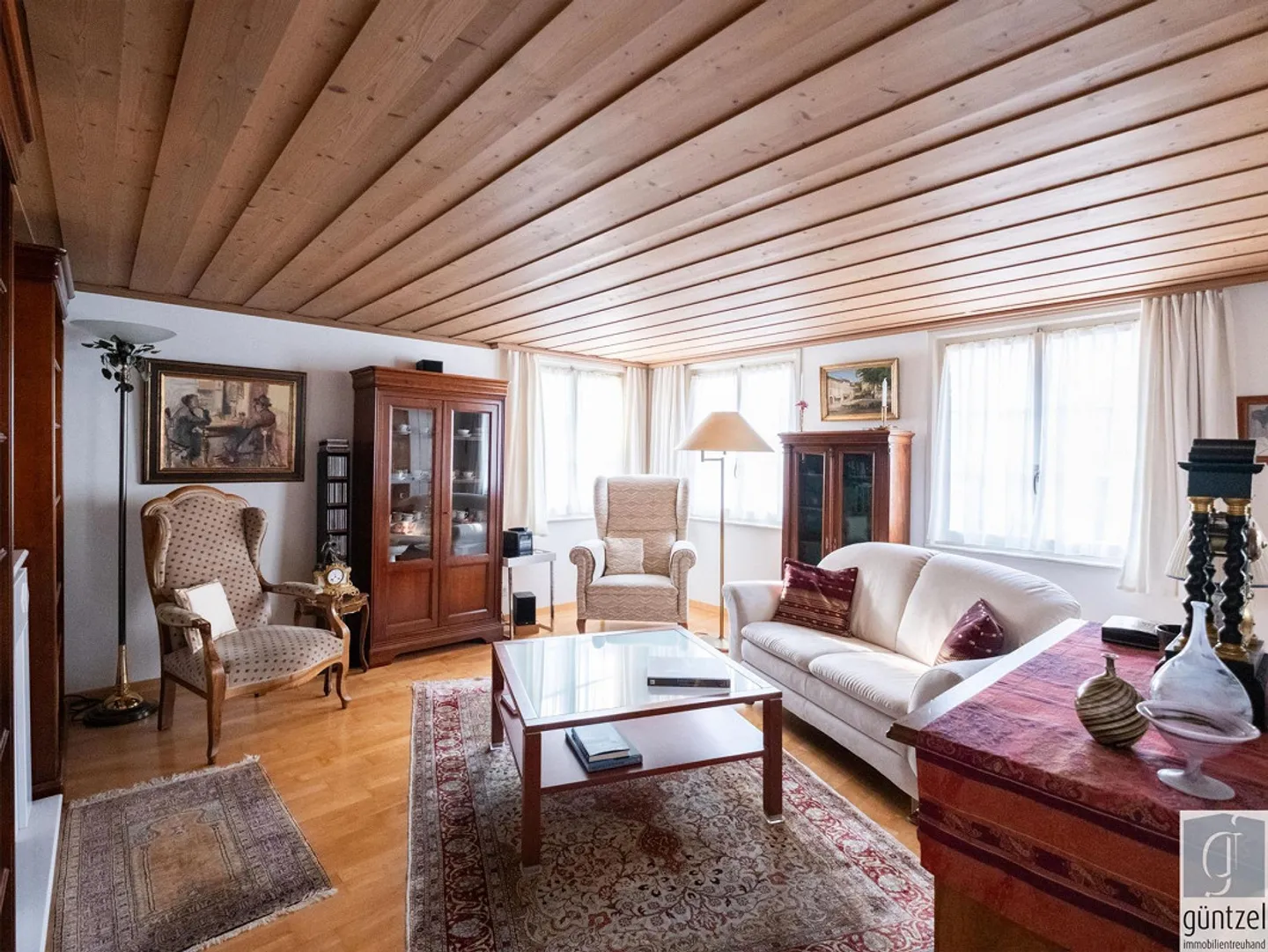 Attractive Old Town House with Retail Space - Photo 8 of 12