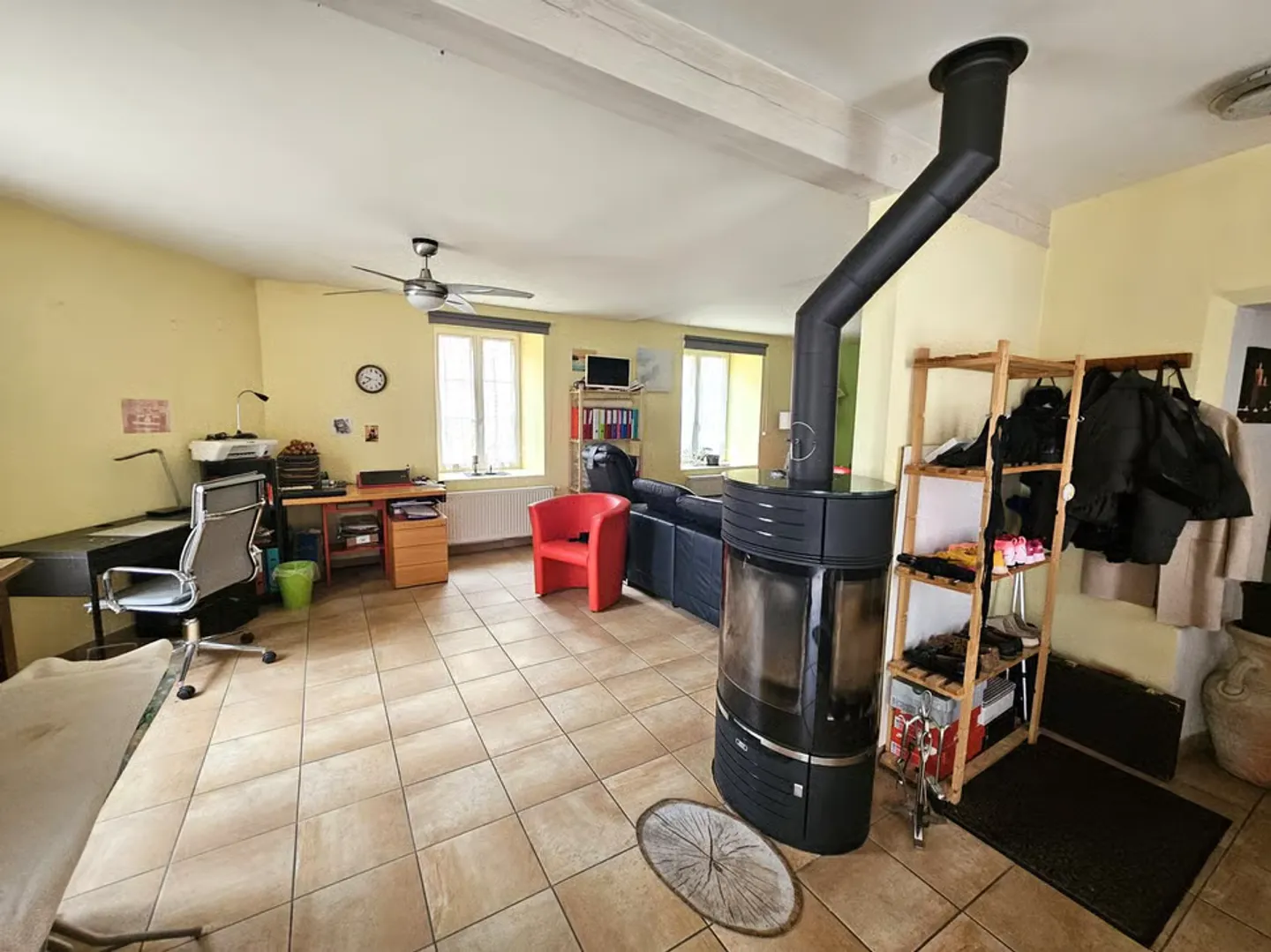 Characterful village house - Photo 4 of 9
