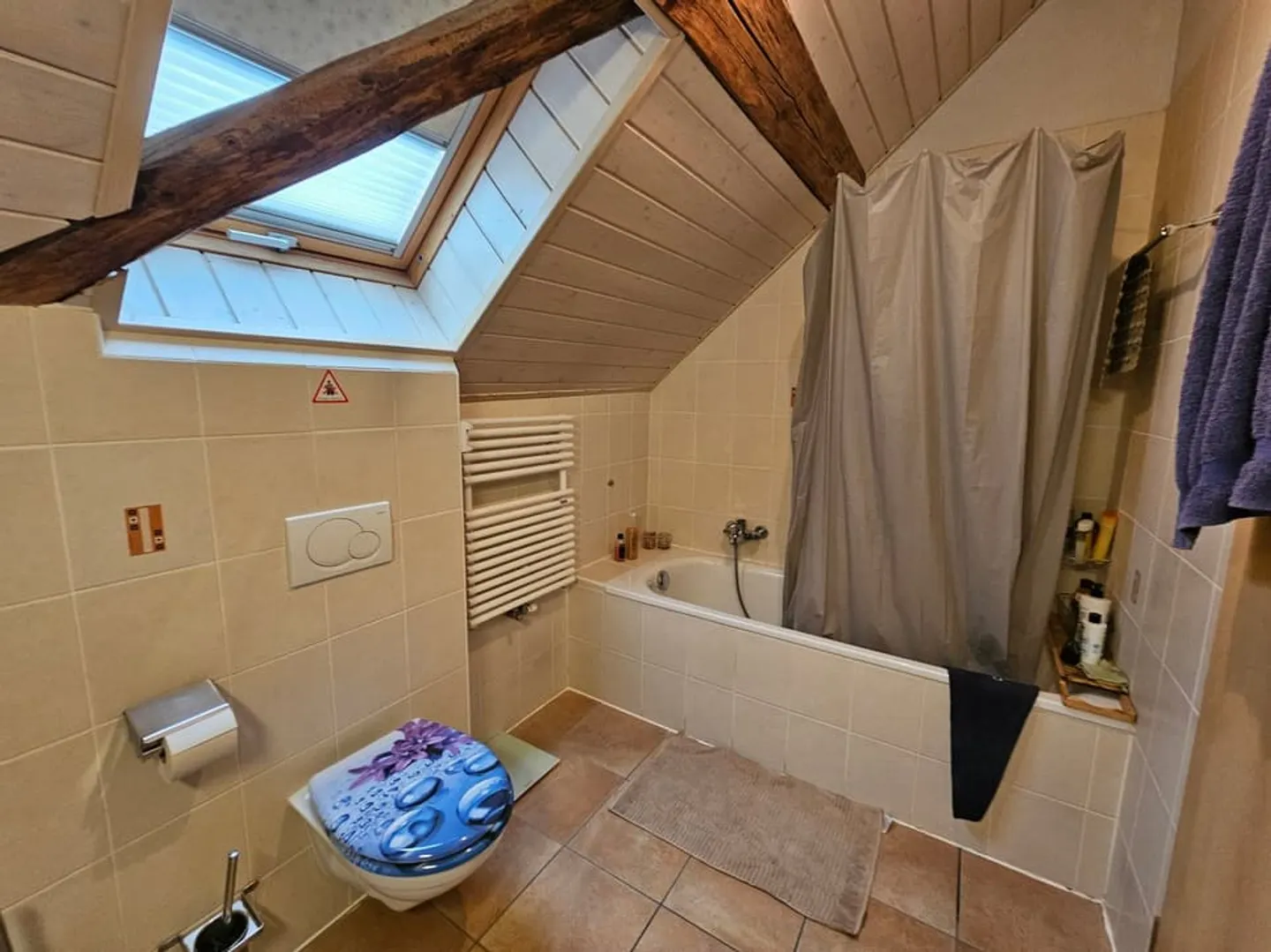 Characterful village house - Photo 9 of 9