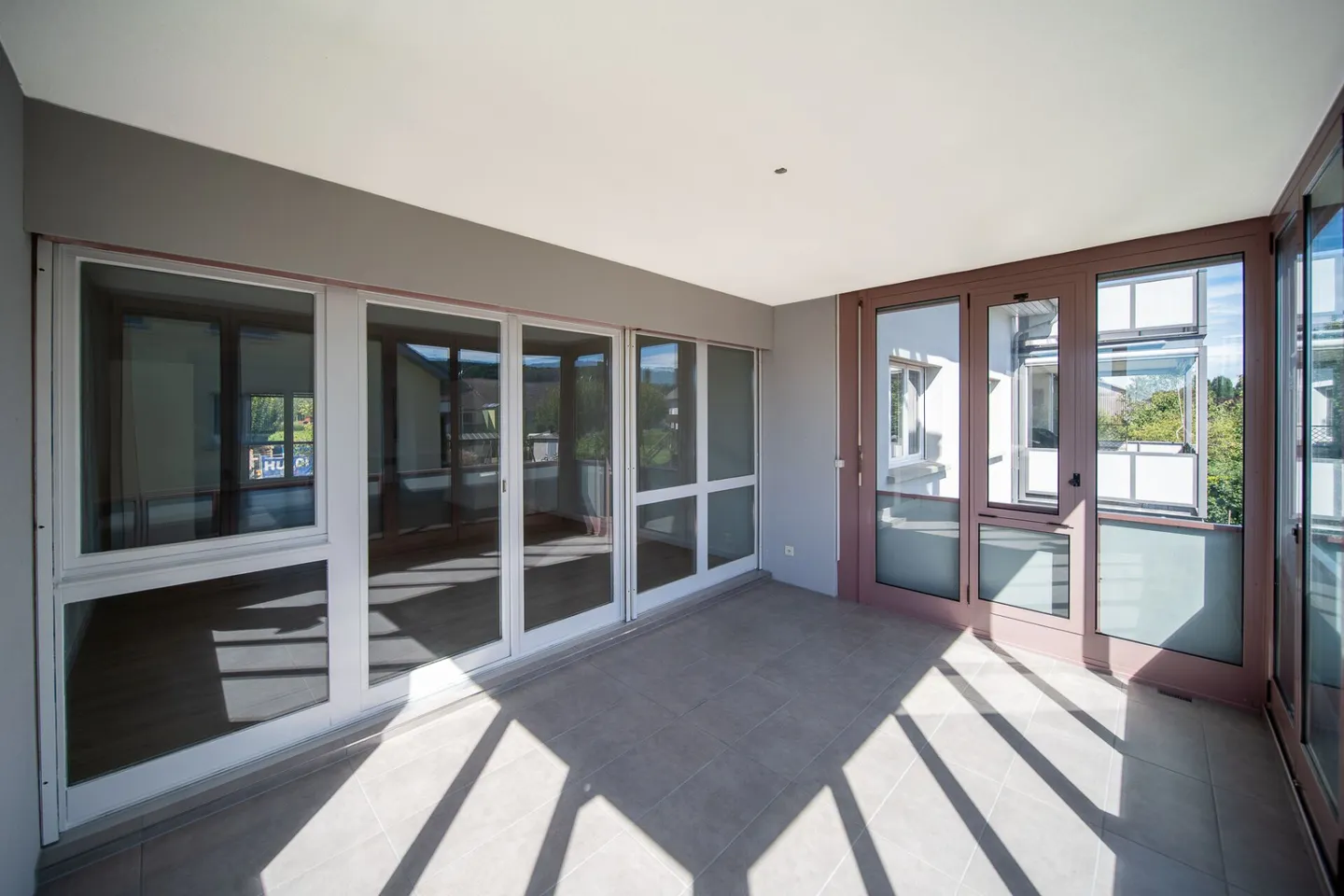 Appartement lumineux de 4,5 pièces avec jardin d'hiver - Photo 10 sur 12