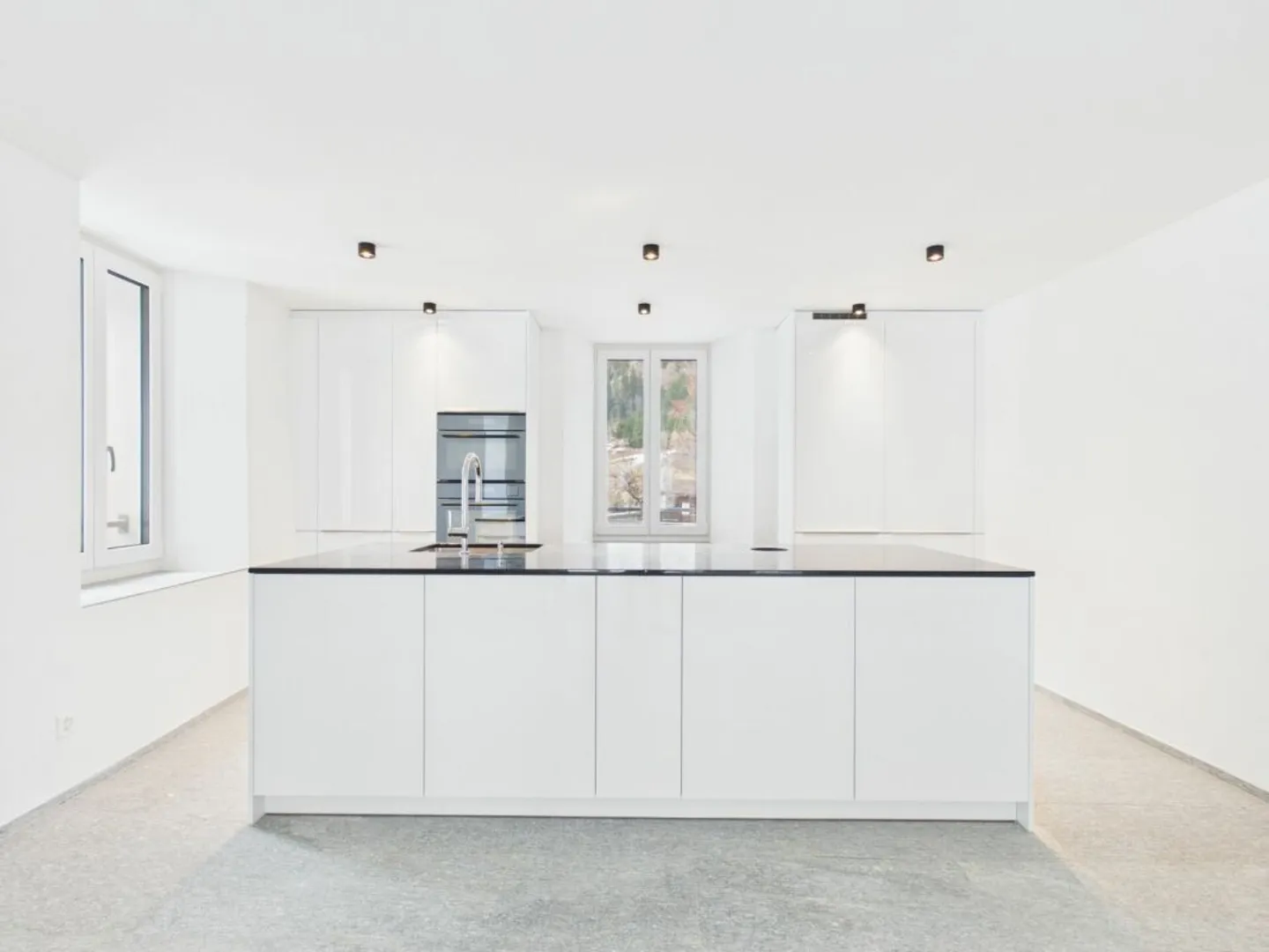 Exclusive two-house property with four garage spaces and historic vaulted cellar in Churwalden - Photo 22 of 33