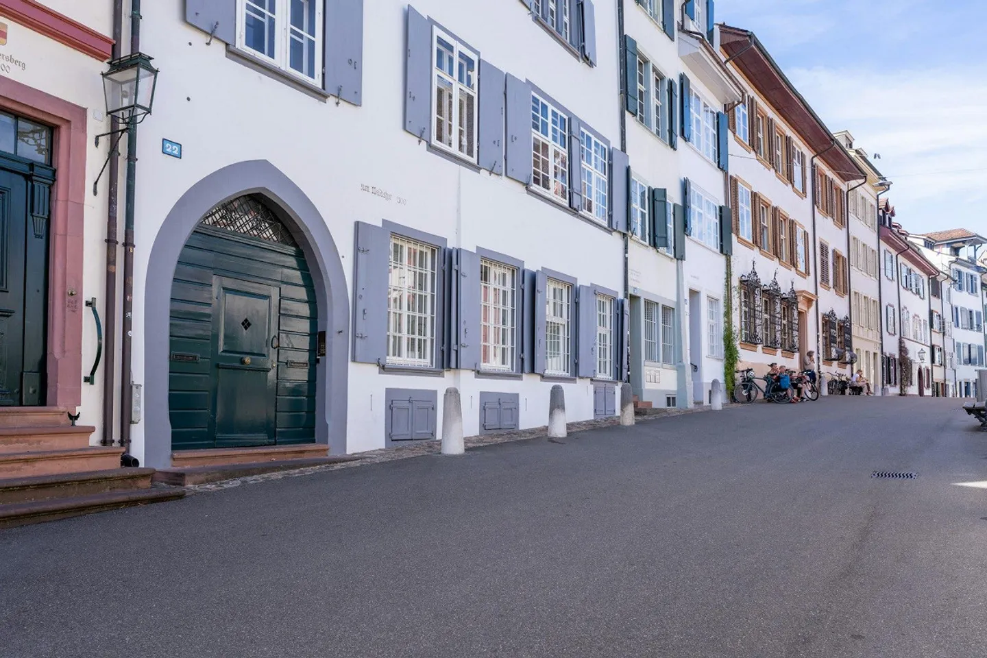 Historical Office Space of 195m2 in the Heart of Basel - Photo 10 of 11