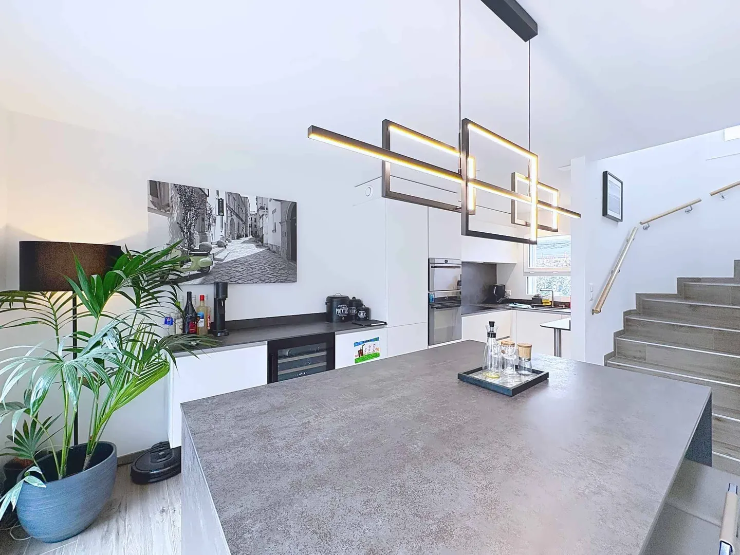 Exklusives Reihenhaus mit Garten - Foto 4 von 12