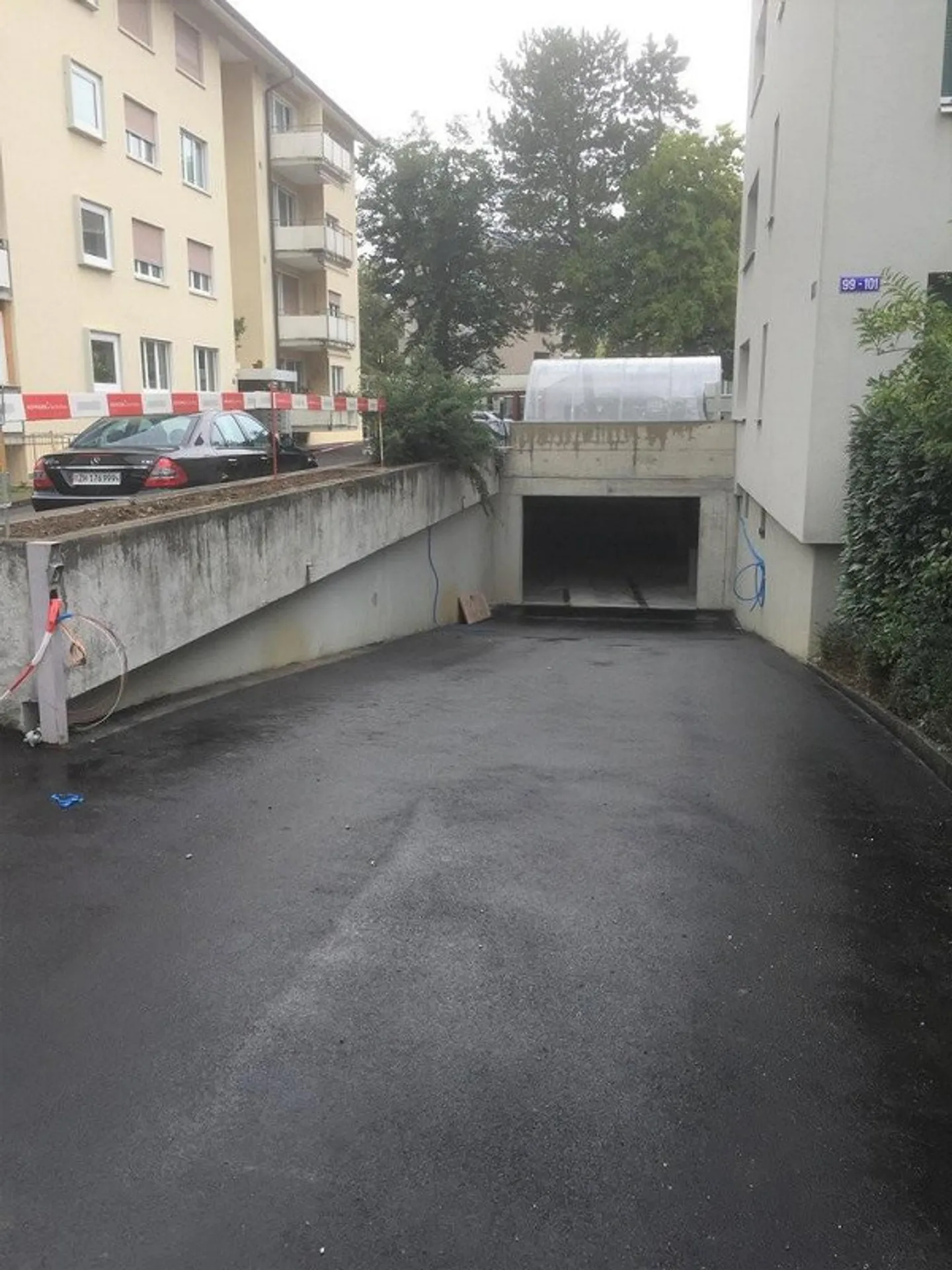 Pas envie de chercher une place de parking ? Louez une place de parking - Photo 2 sur 3