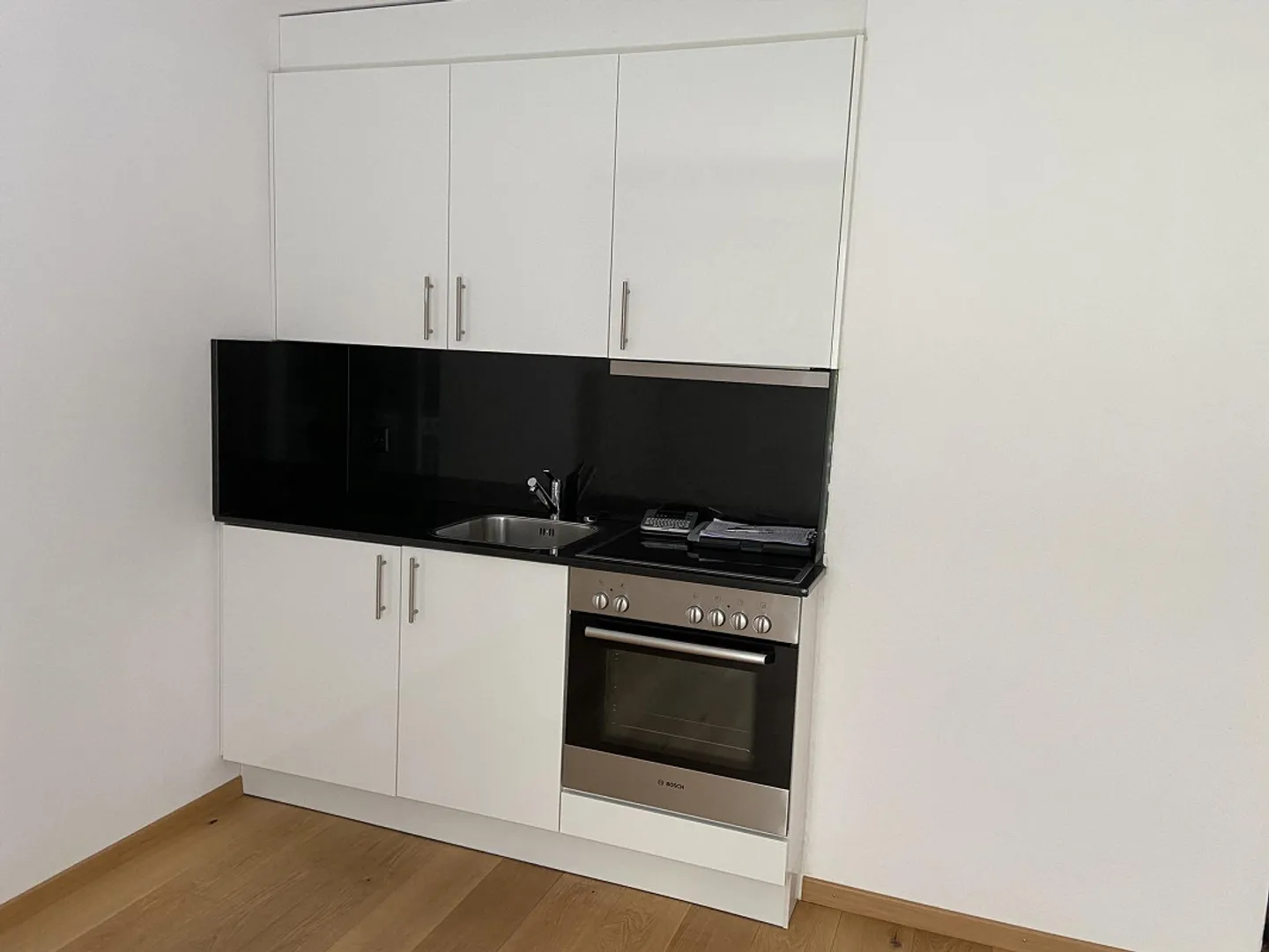 Charming 1.5 room apartment with balcony on the 2nd floor - Photo 1 of 8