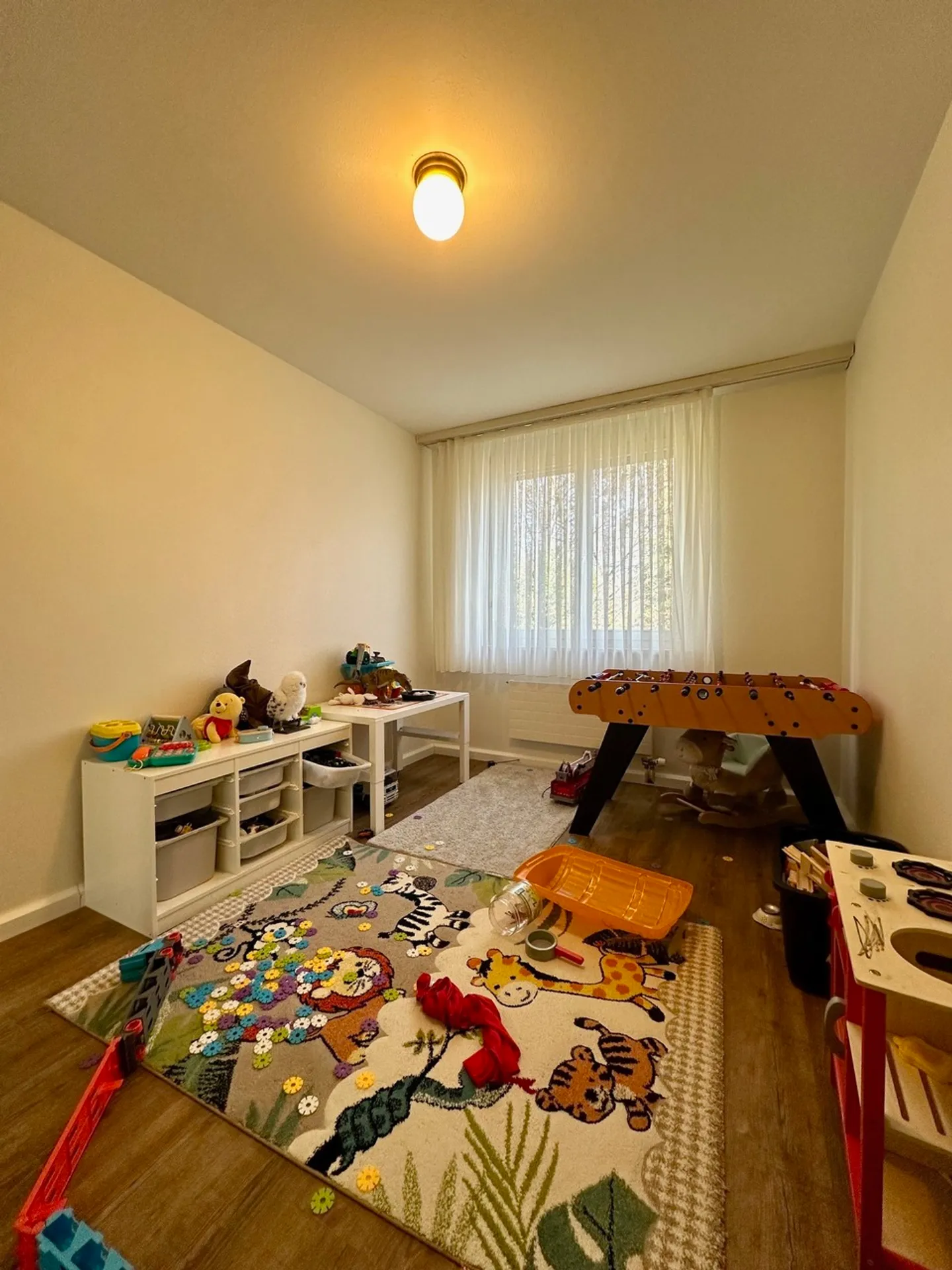 Well-maintained 4.5-room apartment with balcony and parking space - Photo 10 of 13