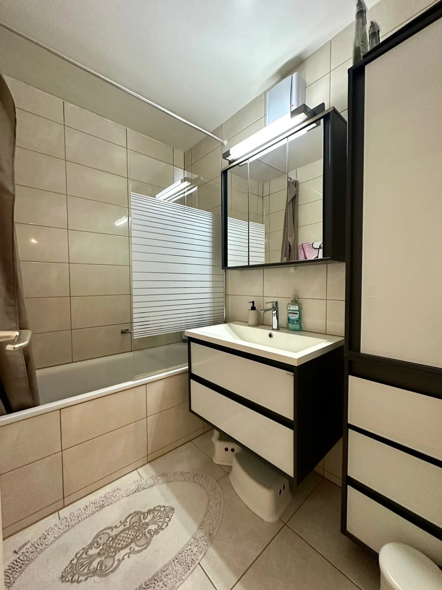 Well-maintained 4.5-room apartment with balcony and parking space - Photo 6 of 13