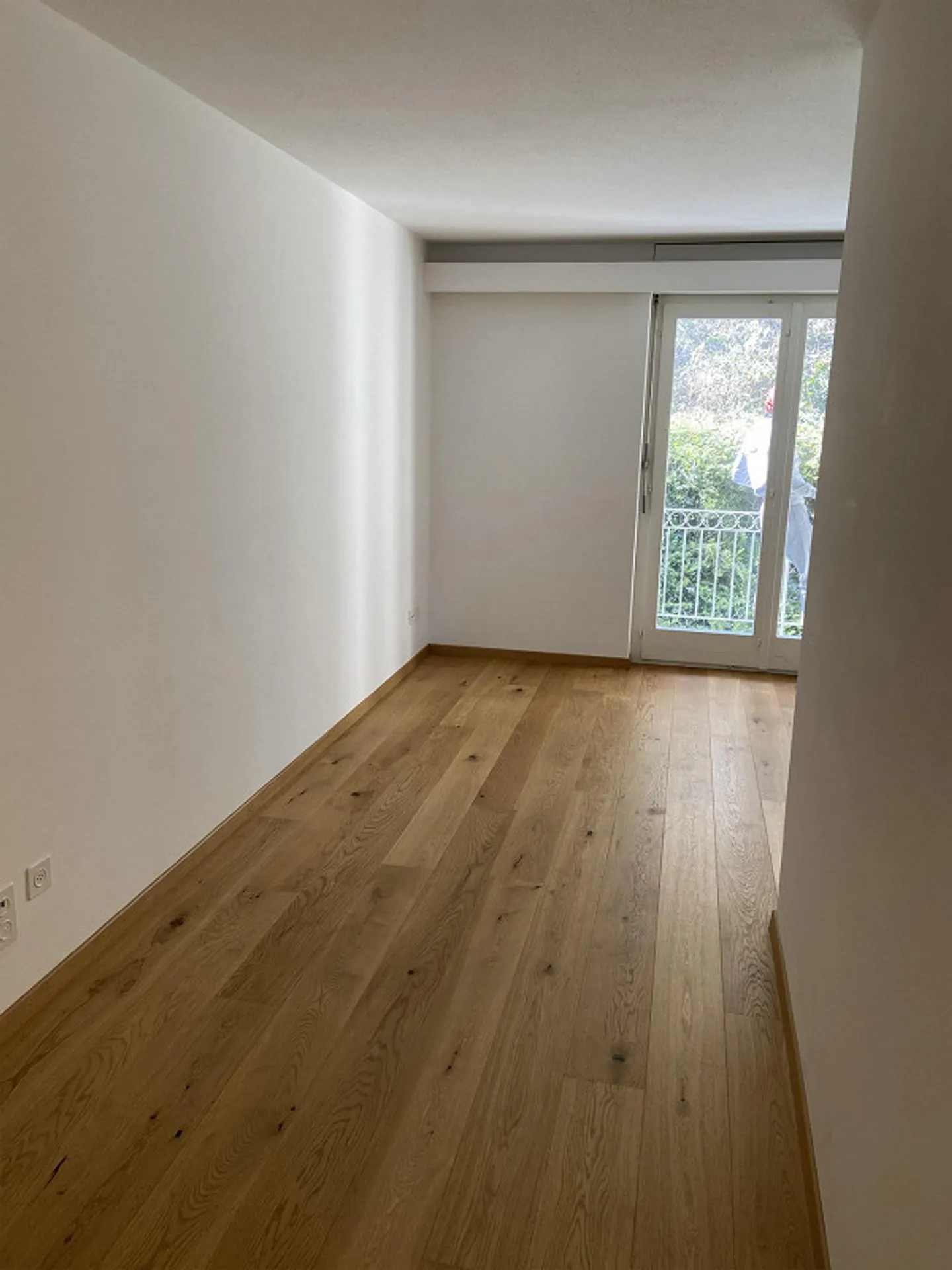 Charming 1.5 room apartment with balcony on the 2nd floor - Photo 3 of 8