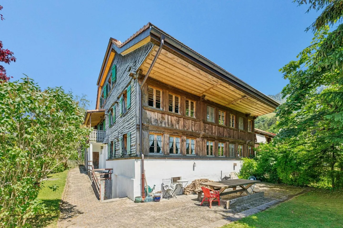 A historic property in the heart of Charmey - Photo 6 of 7