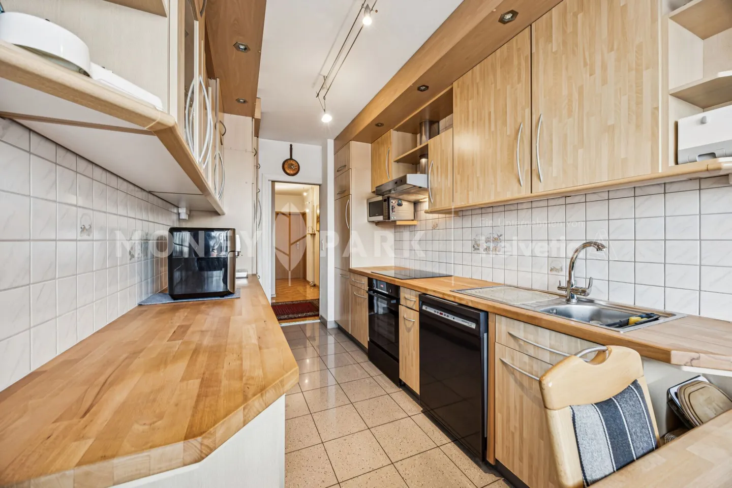 Geräumige 5.5-Zimmer-Wohnung - Foto 4 von 13