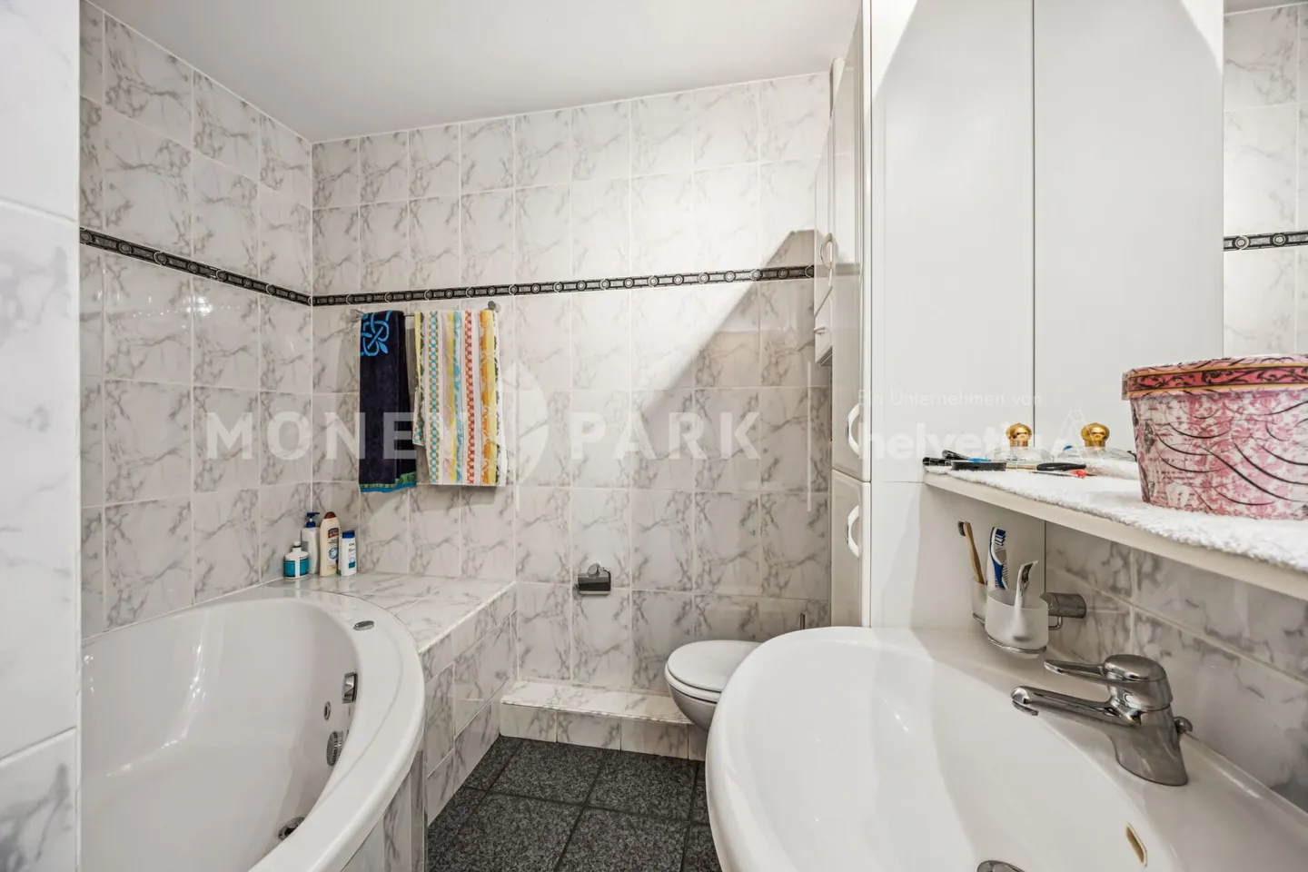 Geräumige 5.5-Zimmer-Wohnung - Foto 9 von 13