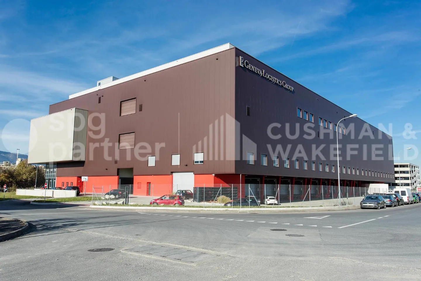 Grenet 21 - Logistic Warehouses, Craft Businesses and Modern Offices with Terrace - Photo 1 of 13