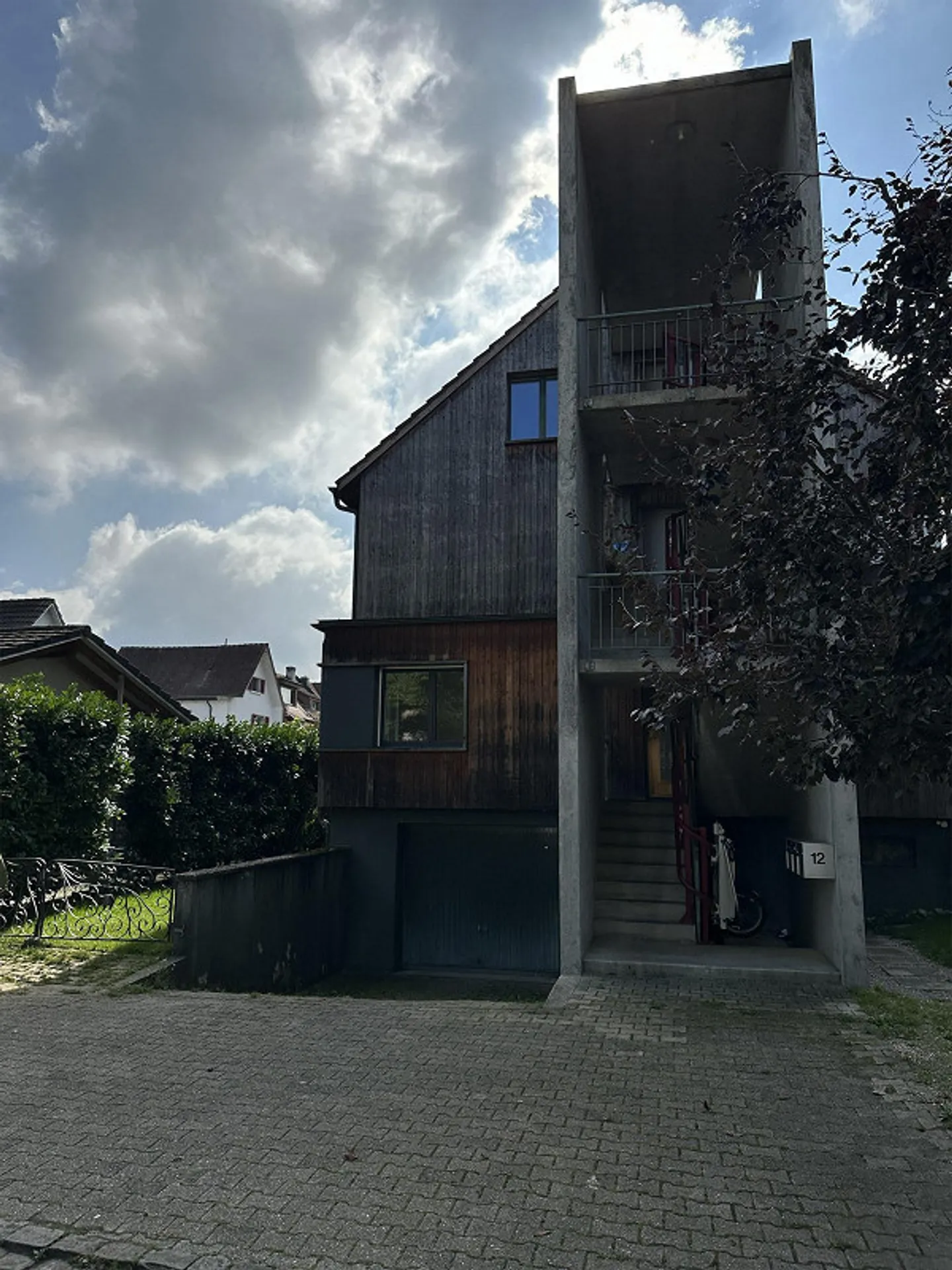Appartement lumineux - Emplacement calme à Reinach près de la station de tram - Photo 1 sur 13