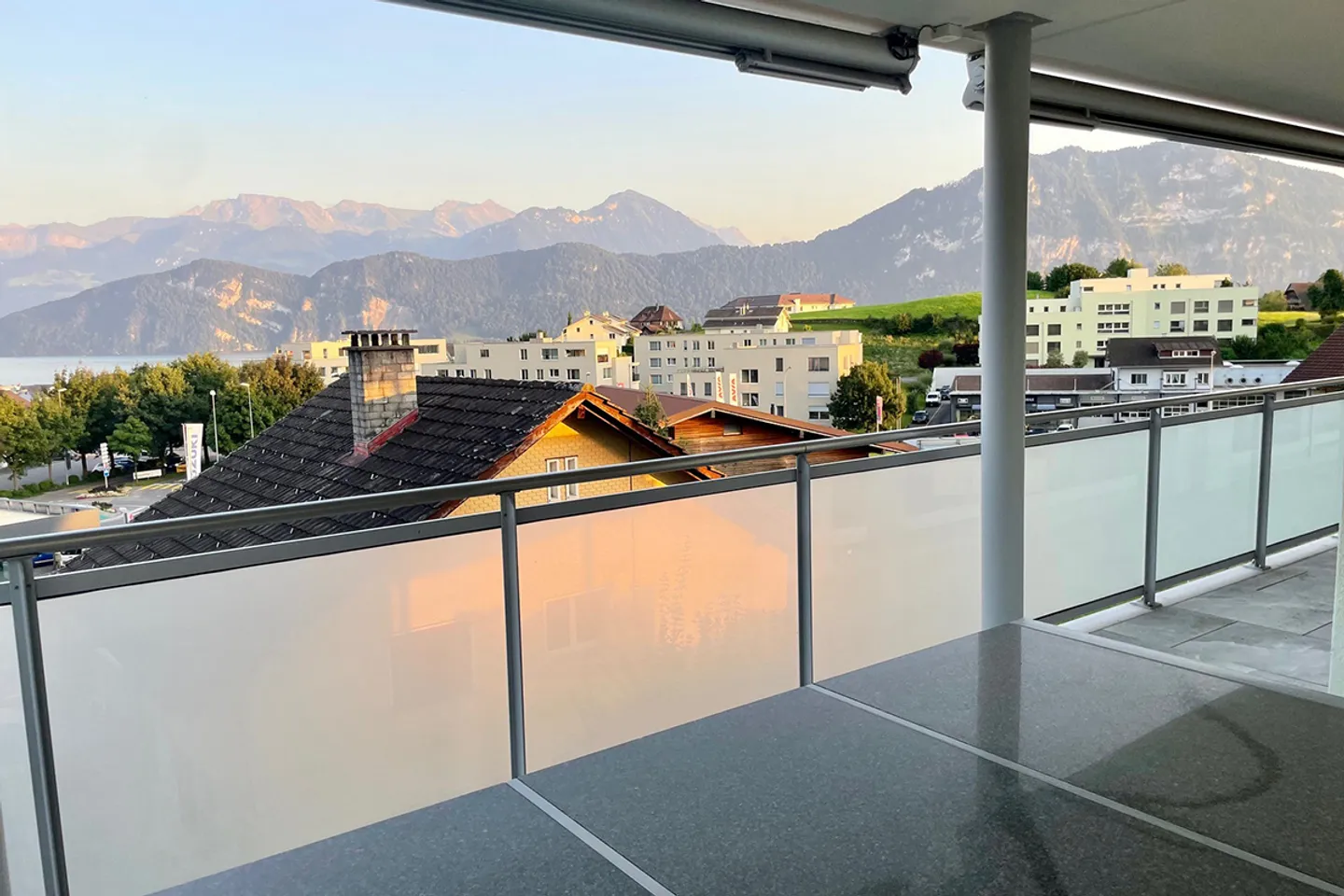 Stilvolles Apartment mit Panoramablick - Foto 2 von 10