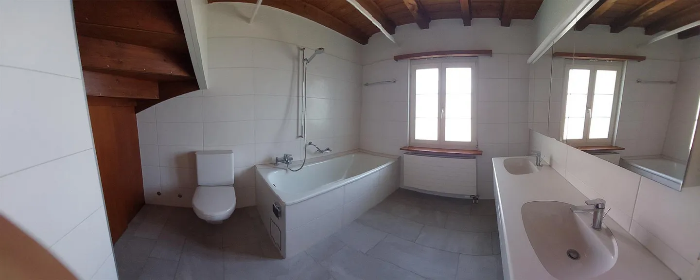 Maison individuelle jumelée dans le centre du village d'Allschwil - Photo 8 sur 13