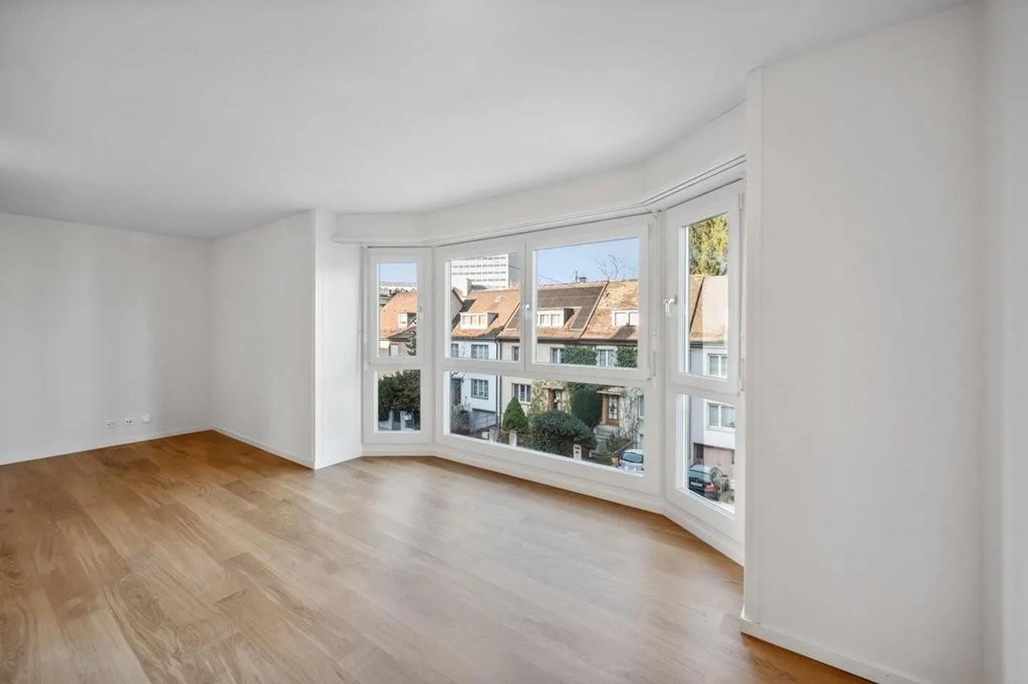 Proche de la gare et d'Aeschenplatz - Photo 4 sur 9