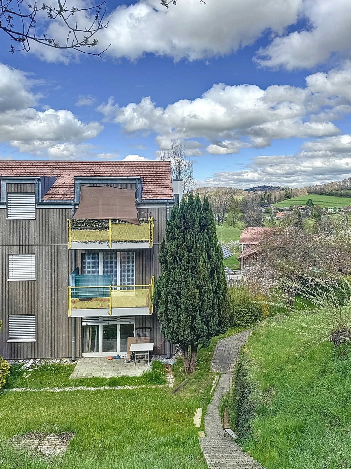 INVESTITORE SPECIALE! Appartamento di 4,5 locali con balcone - Foto 5 di 13
