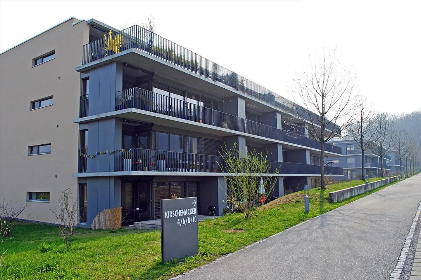 Ottimo appartamento di 3,5 locali a Ittigen - Foto 8 di 9