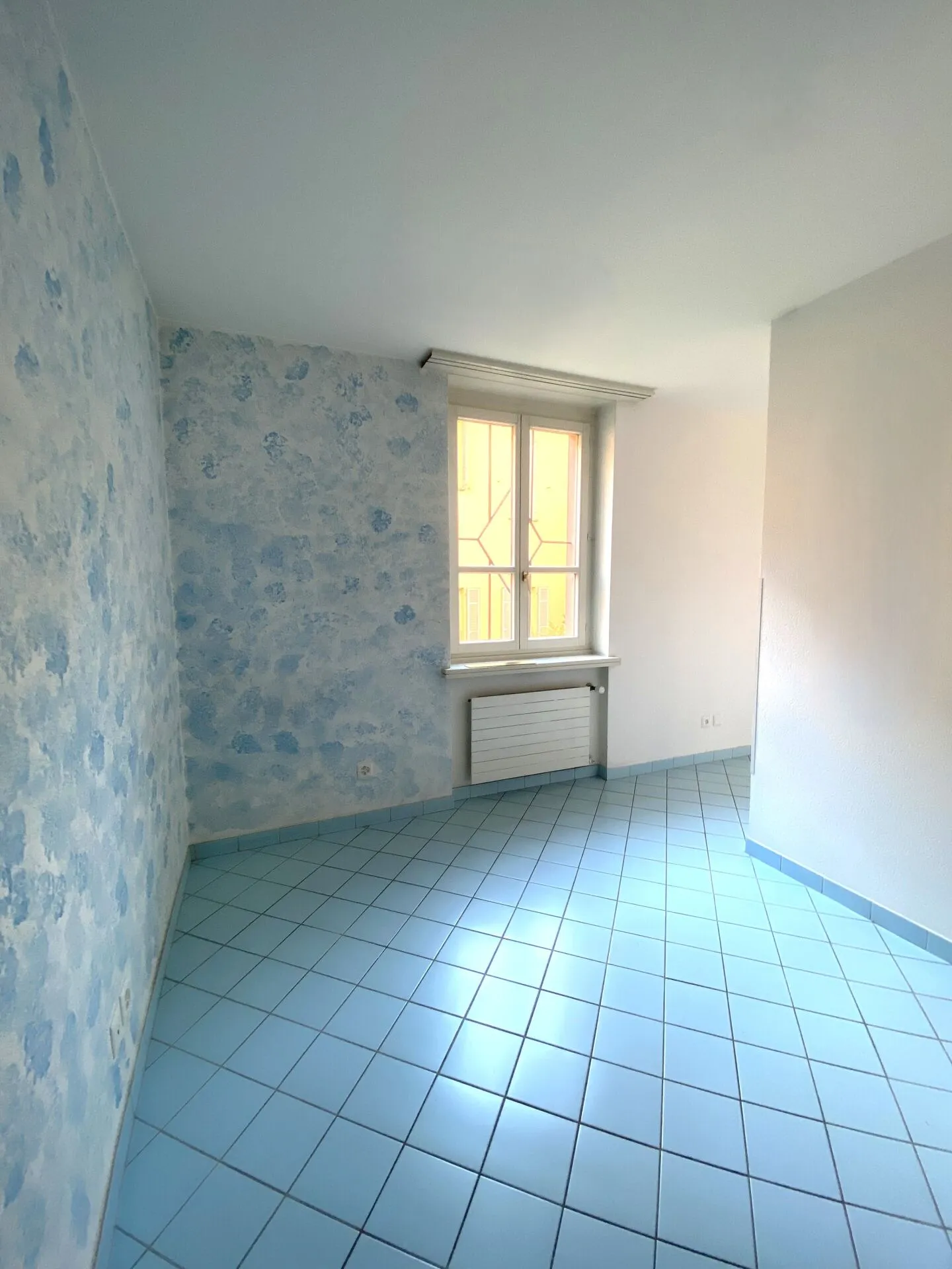 Espace commercial sur la Piazza Collegiata - Photo 2 sur 7