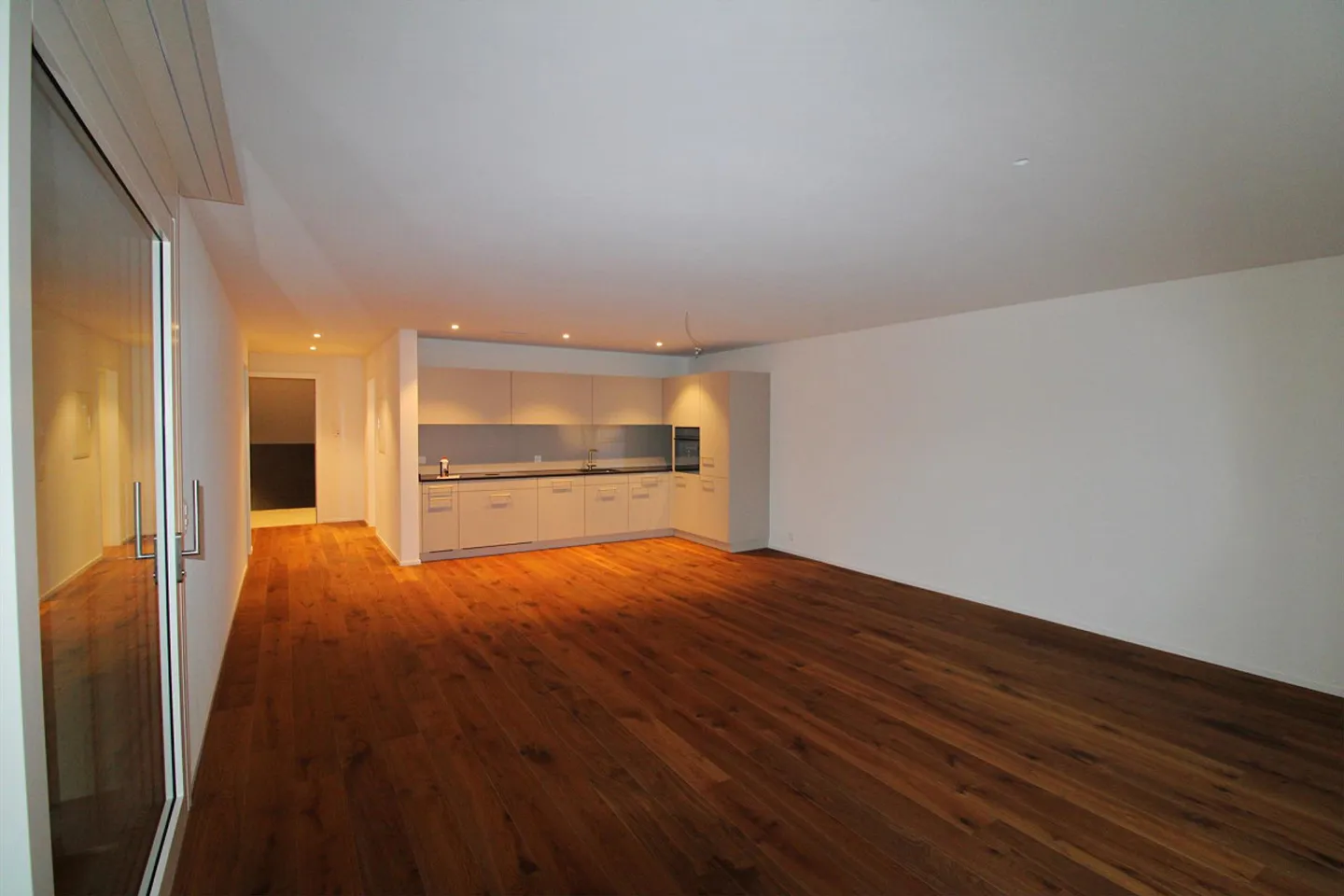 New building in the green – stylish 2.5 room apartment in Samstagern - Photo 1 of 8
