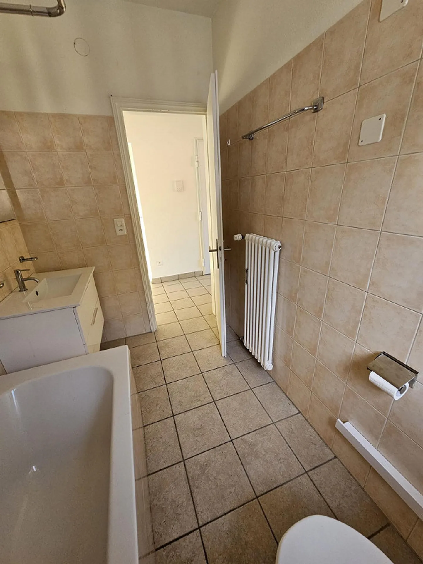 Appartamento di 3,5 locali (2.piano) - Solduno - Foto 4 di 7
