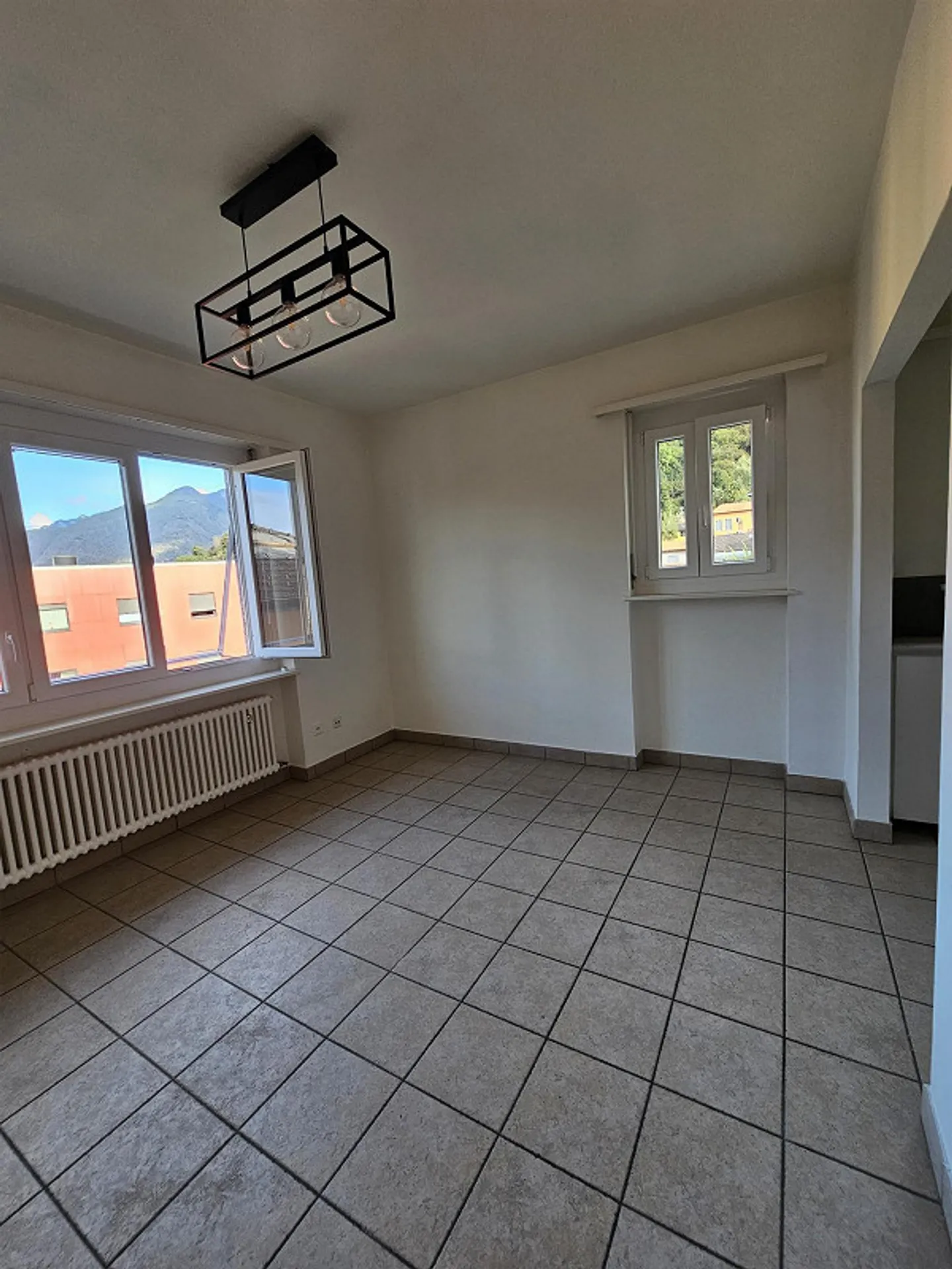 Appartamento di 3,5 locali (2.piano) - Solduno - Foto 6 di 7