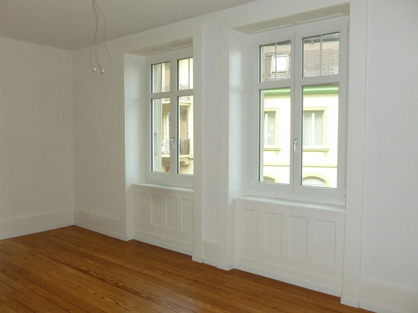 4 Room Apartment - Photo 4 of 8
