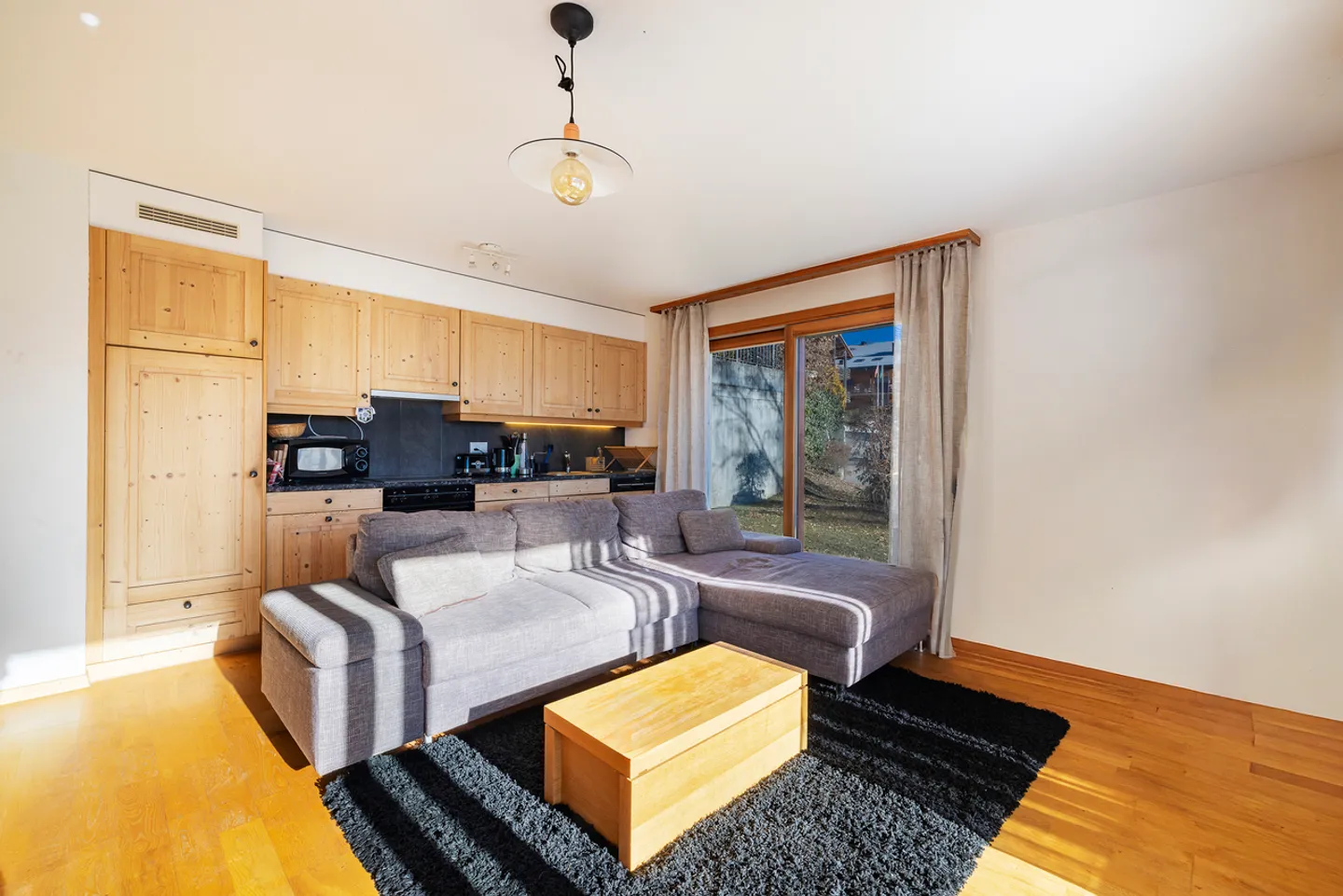 «Großartige 2,5-Zimmer-Wohnung auf Gartenebene mit Terrasse und herrlicher Aussicht» - Foto 6 von 13