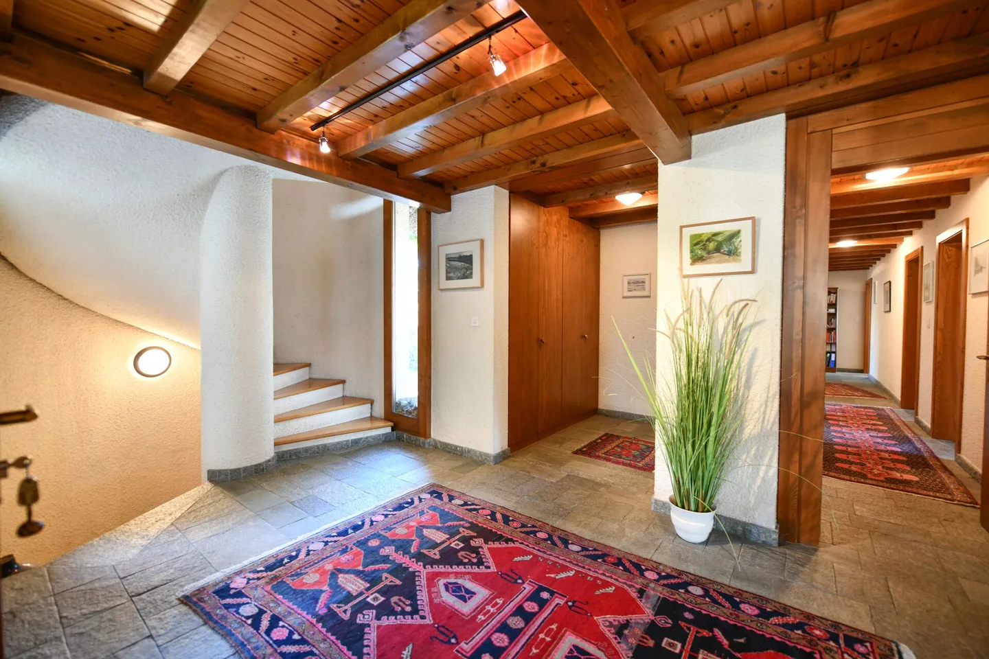 Vétroz, individual villa with swimming pool - Photo 7 of 13