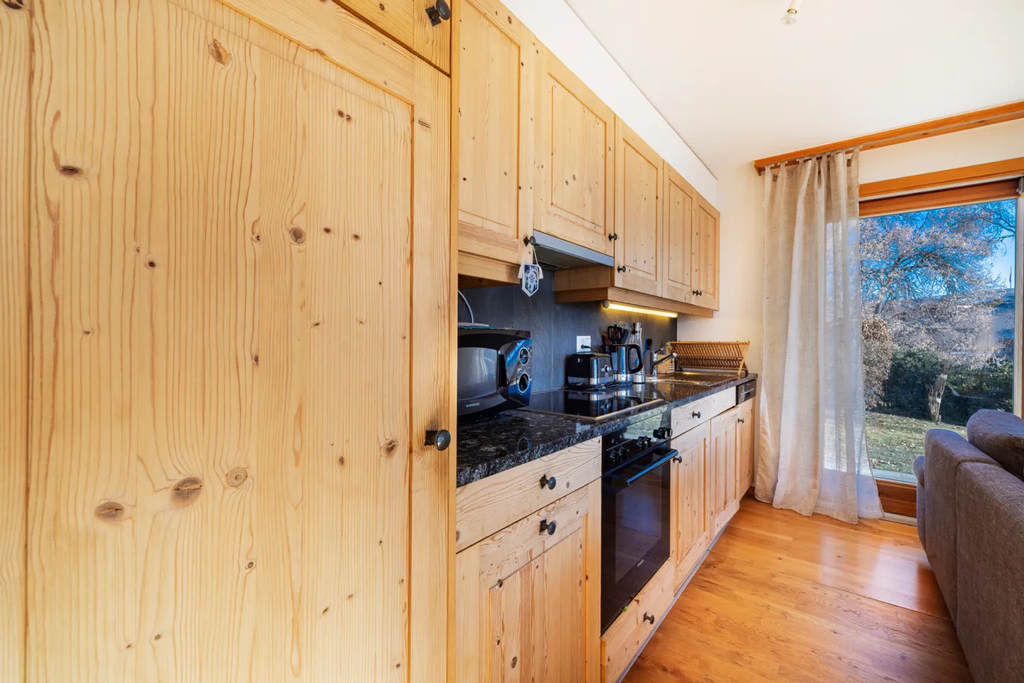 «Großartige 2,5-Zimmer-Wohnung auf Gartenebene mit Terrasse und herrlicher Aussicht» - Foto 7 von 13