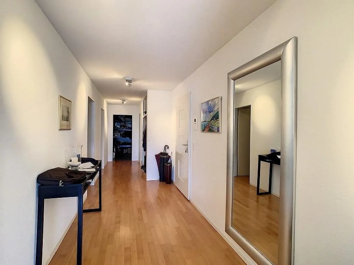 Appartement spacieux de 4,5 pièces avec terrasse et vue sur le lac à Zollikon - Photo 5 sur 7