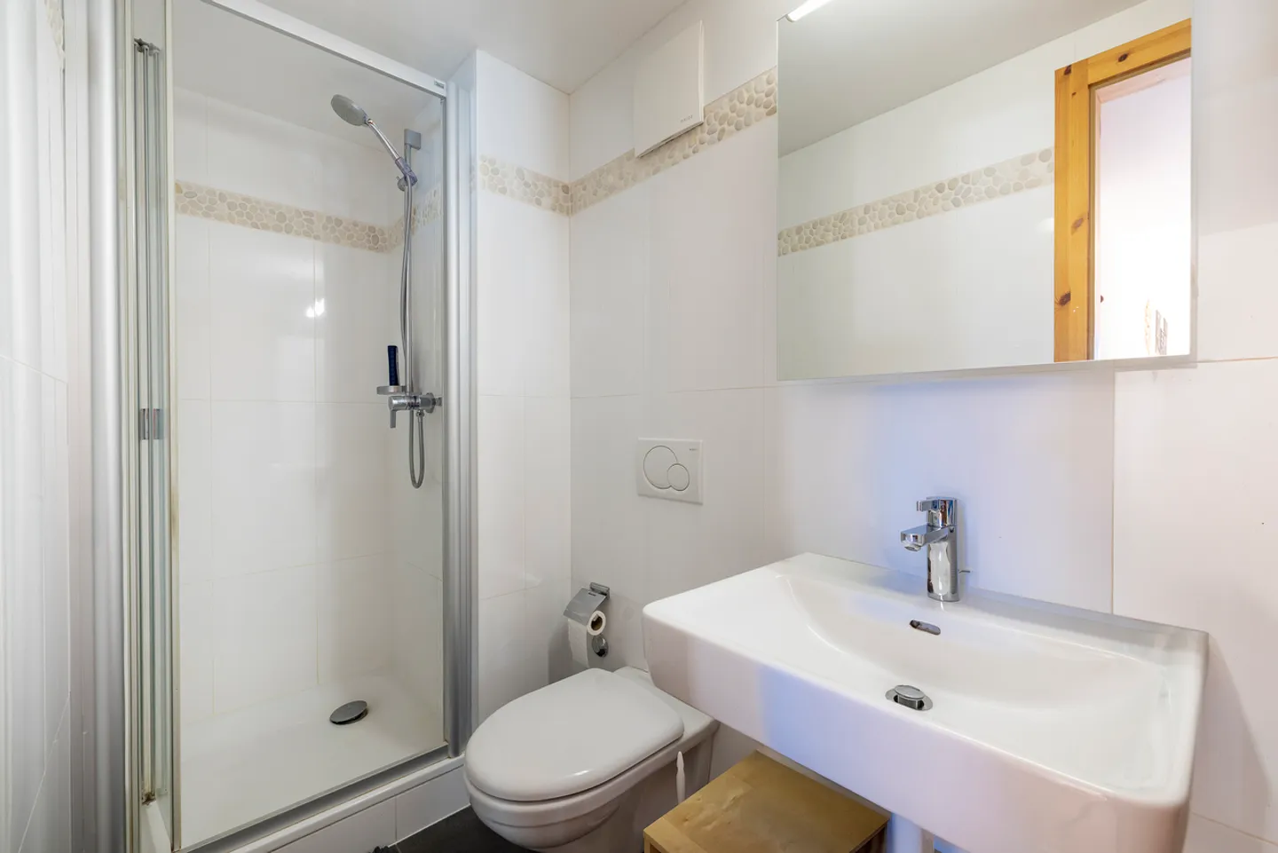 «Großartige 2,5-Zimmer-Wohnung auf Gartenebene mit Terrasse und herrlicher Aussicht» - Foto 9 von 13