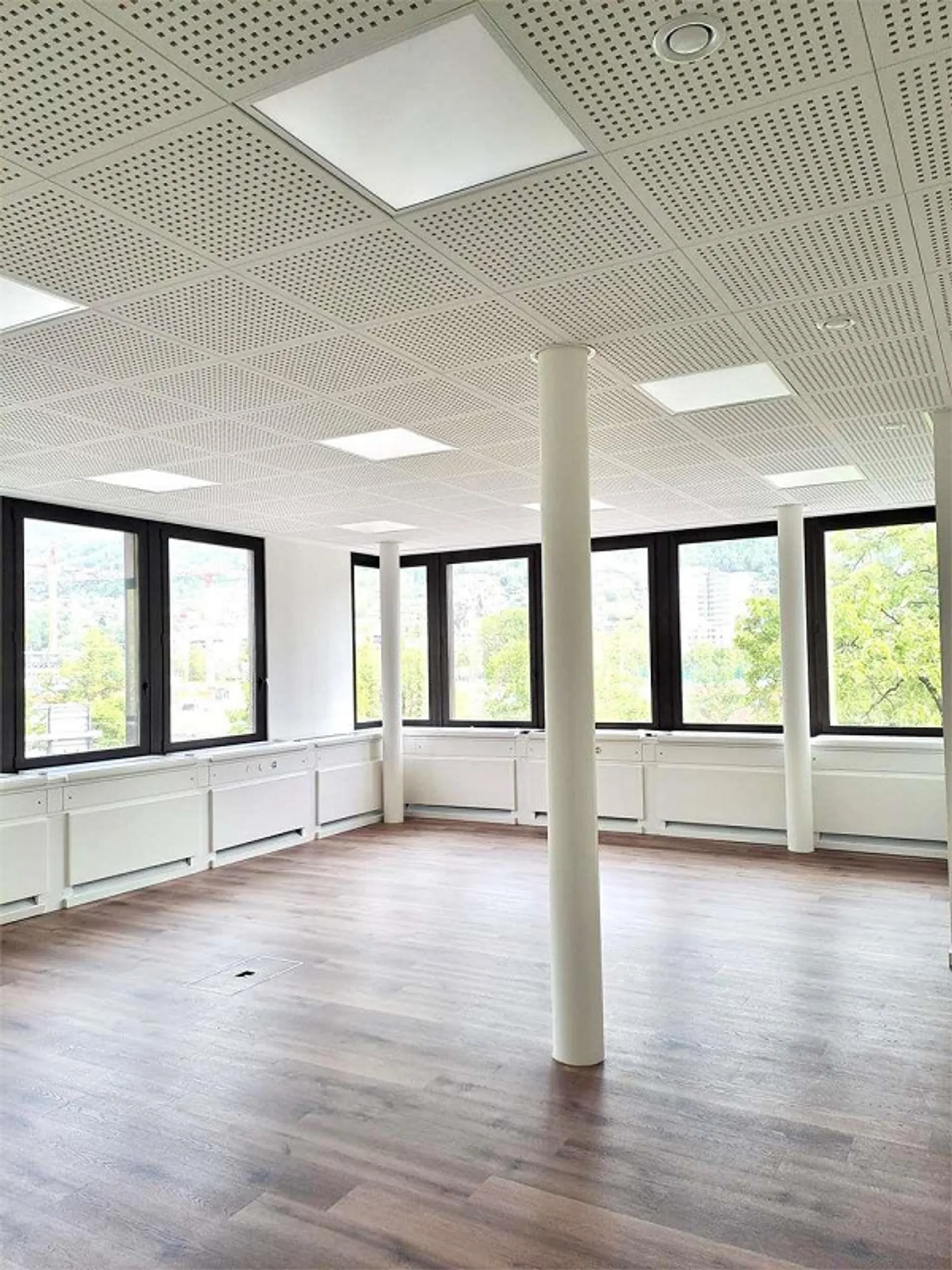 Spazio commerciale di alto profilo - Foto 2 di 6