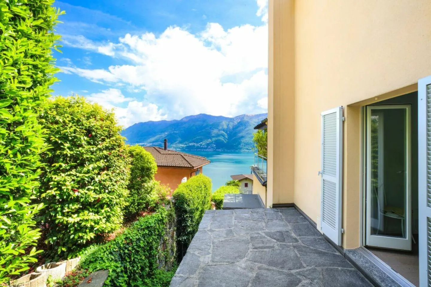 RONCO S/ASCONA - Appartamento duplex con vista incantevole sul lago - Foto 26 di 30