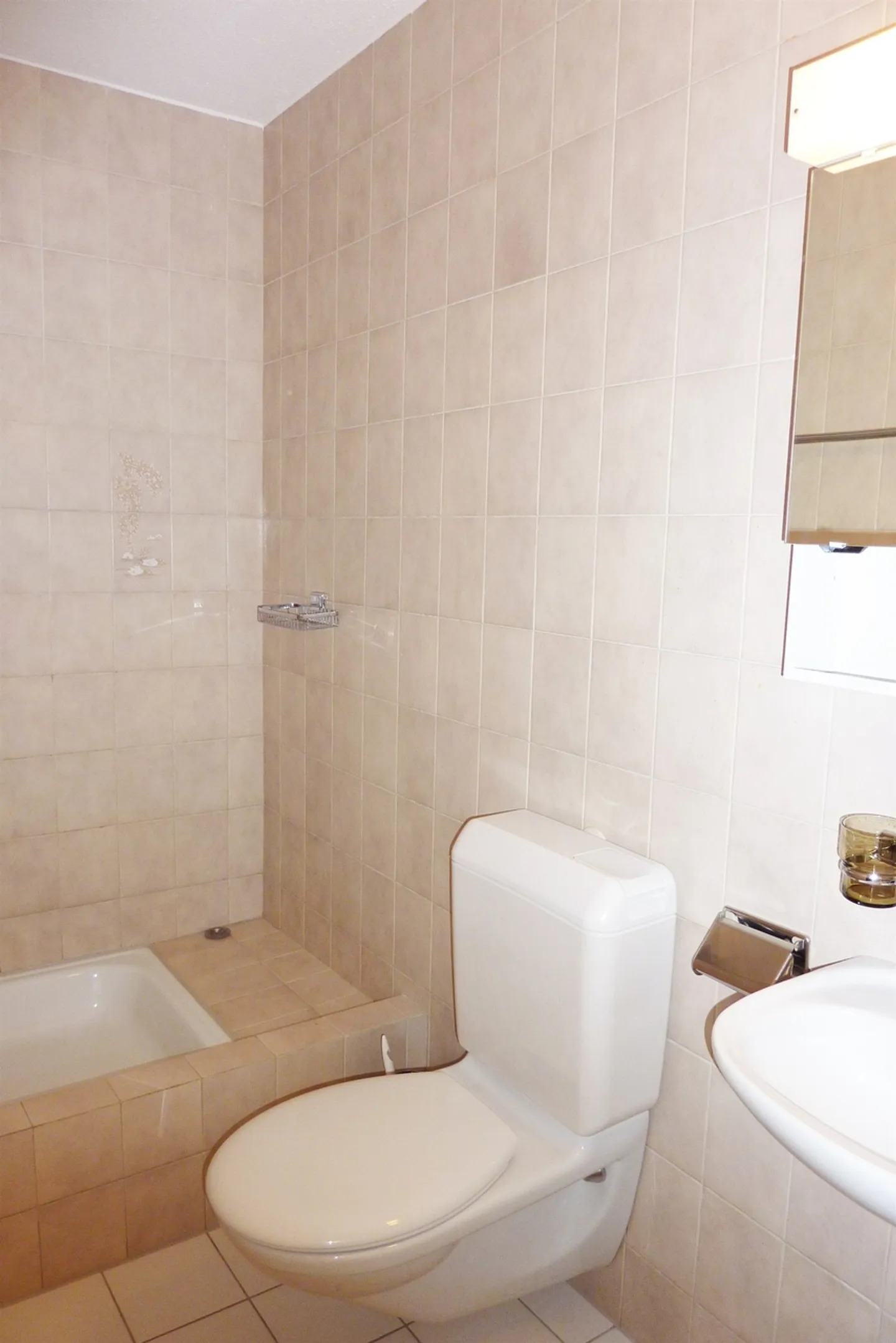 Your new home in a central location! - Photo 5 of 8