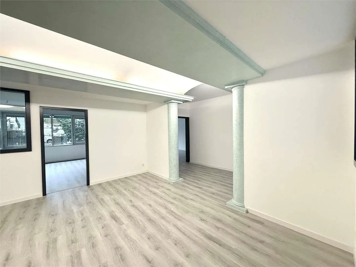 Lugano, bureau prestigieux de 7 pièces avec vue panoramique sur le lac - Photo 4 sur 9