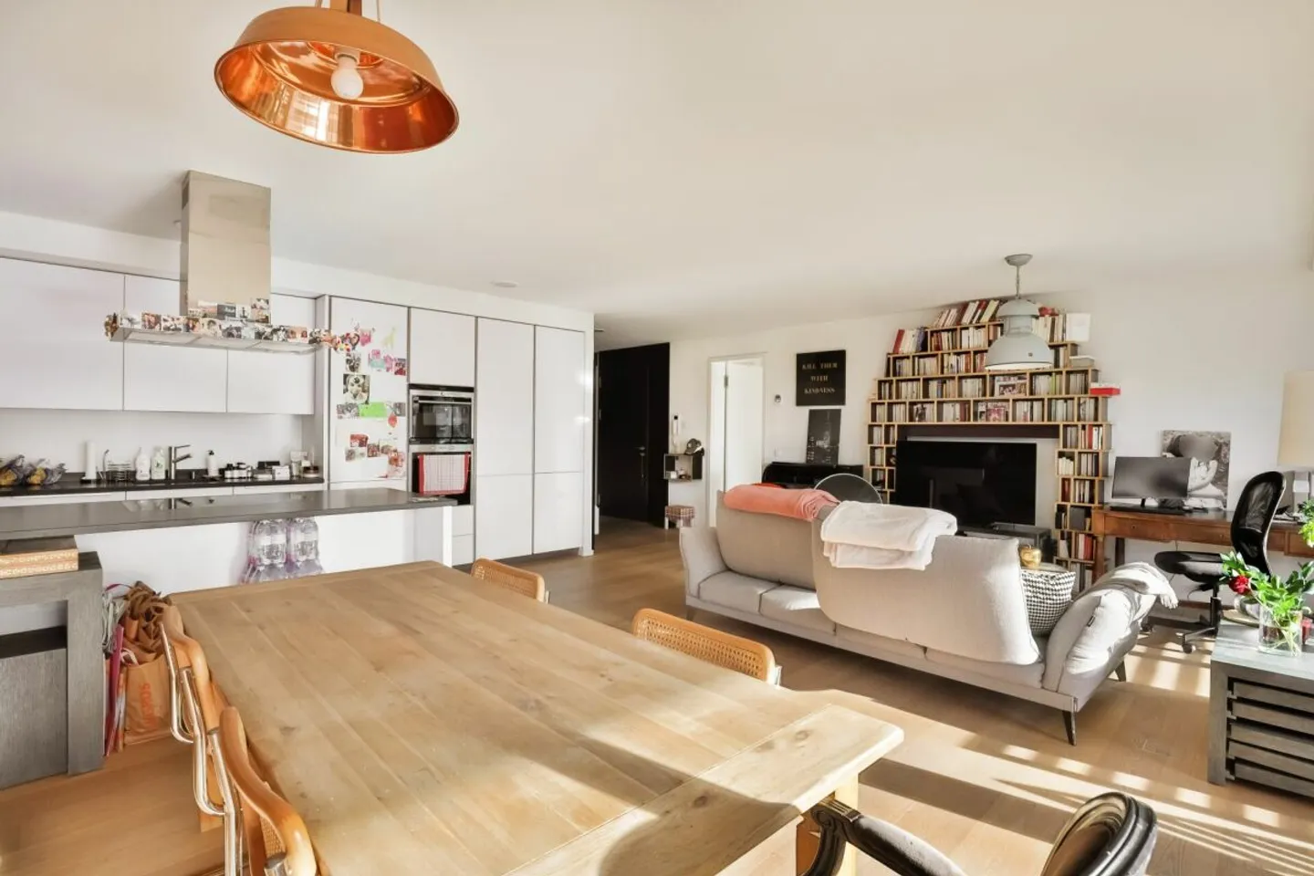 Luxury Apartment in Les Charmilles - Photo 2 of 11