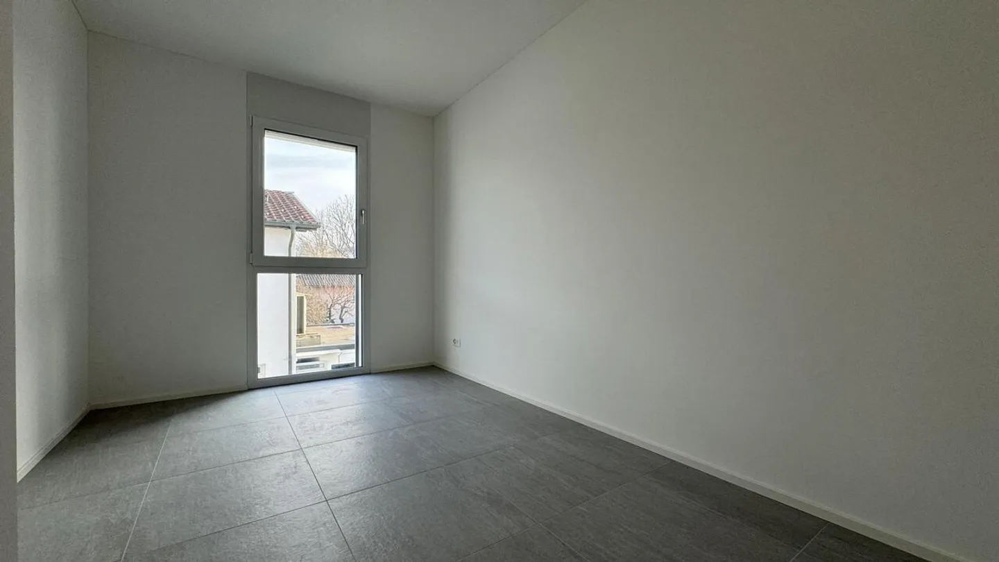 APPARTEMENT ÉLÉGANT 3.5 PIÈCES AVEC TERRASSE - GENESTRERIO - Photo 8 sur 8