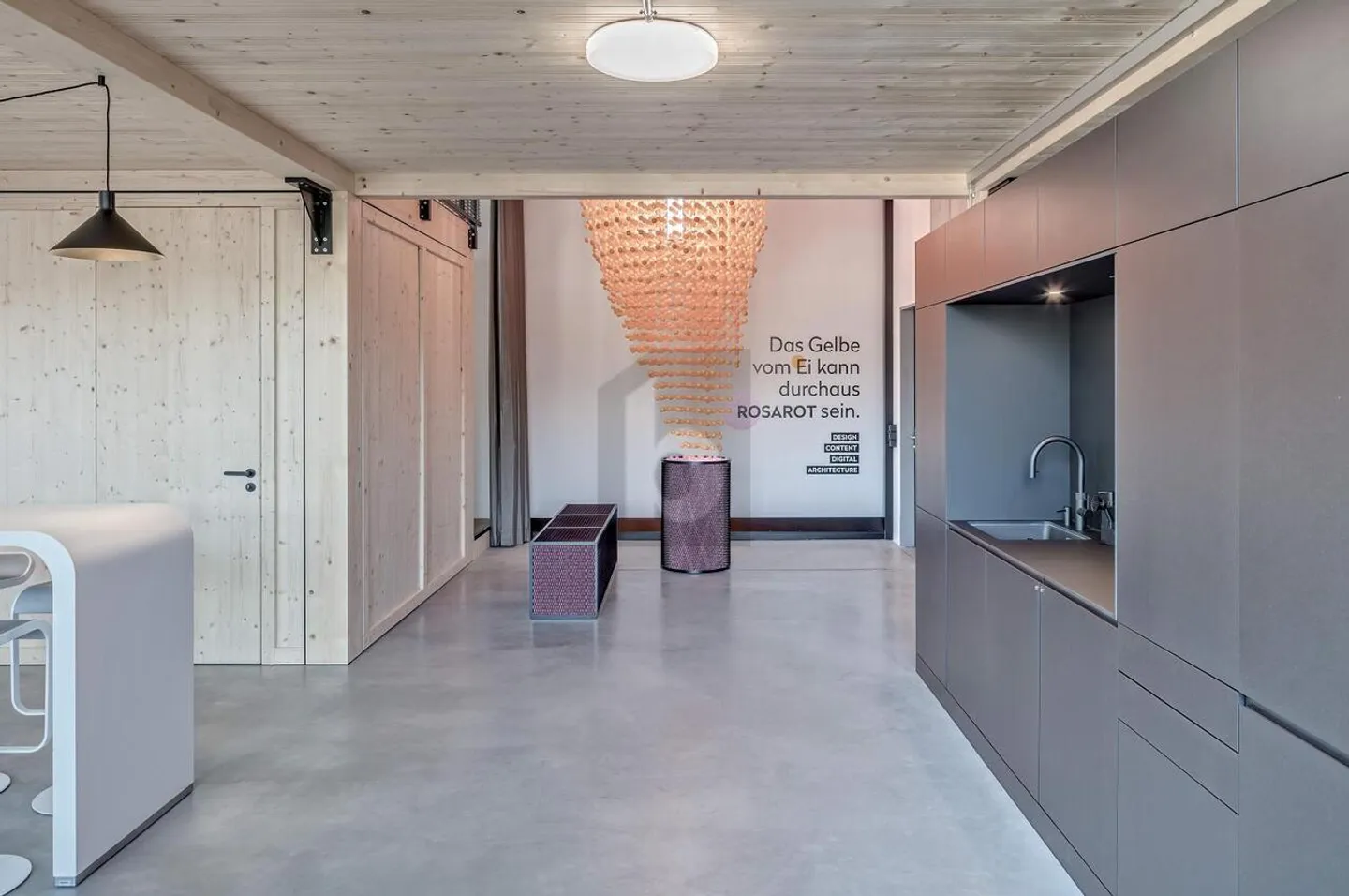 DESIGN LOFT, WITH 2 TERRACES - Photo 2 of 6