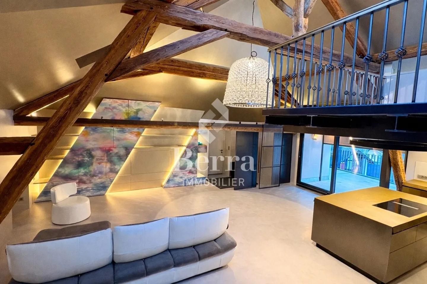 Appartamento duplex situato in mansarda in affitto! - Foto 2 di 21