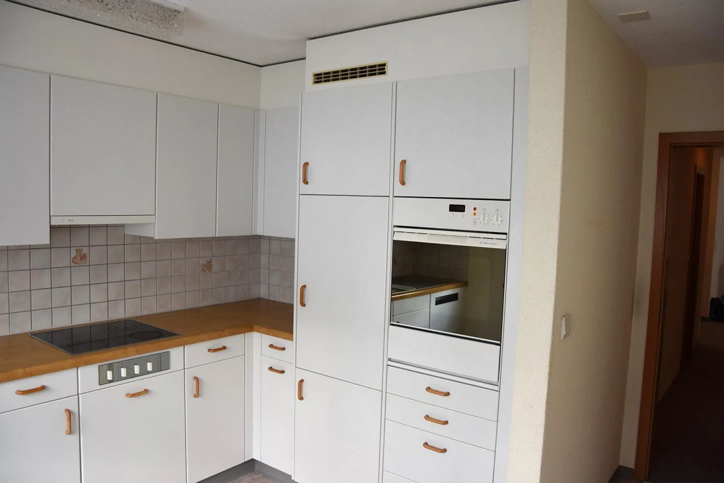 Appartamento interessante di 4 1/2 stanze con posto auto sotterraneo - Foto 10 di 14