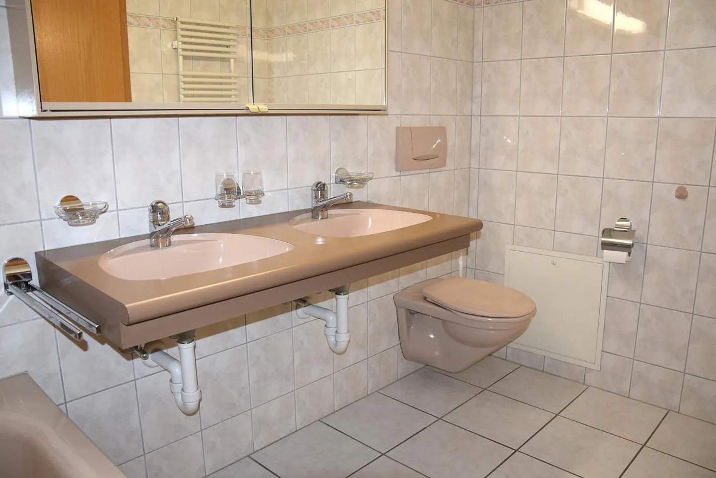 Appartamento interessante di 4 1/2 stanze con posto auto sotterraneo - Foto 12 di 14