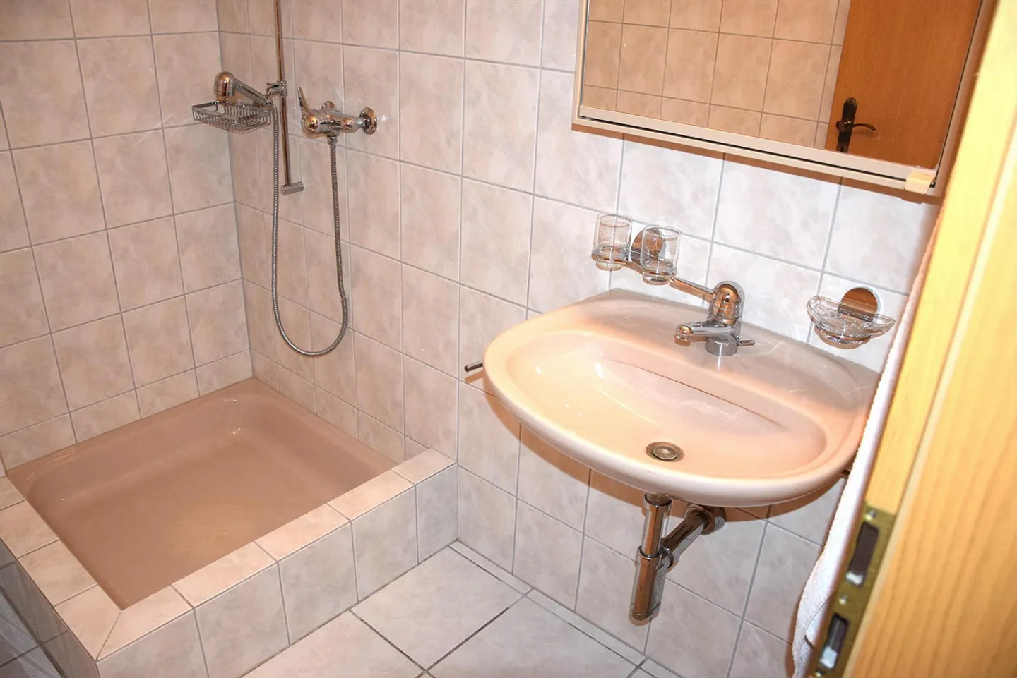 Appartamento interessante di 4 1/2 stanze con posto auto sotterraneo - Foto 14 di 14